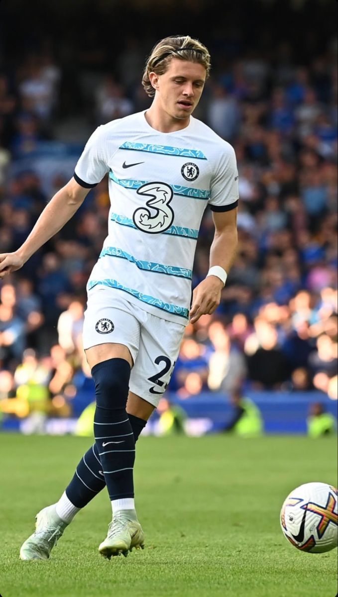 679x1200 Conor Gallagher Wallpaper