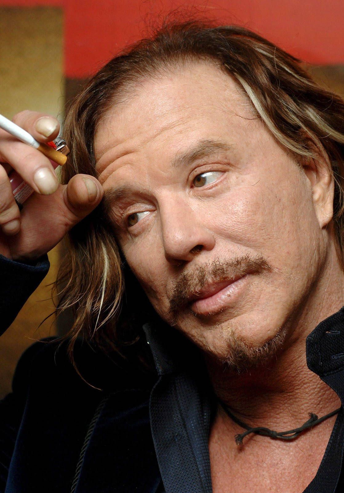 1118x1600 Download Mickey Rourke Captivating at The Wrestler Premiere Wallpaper