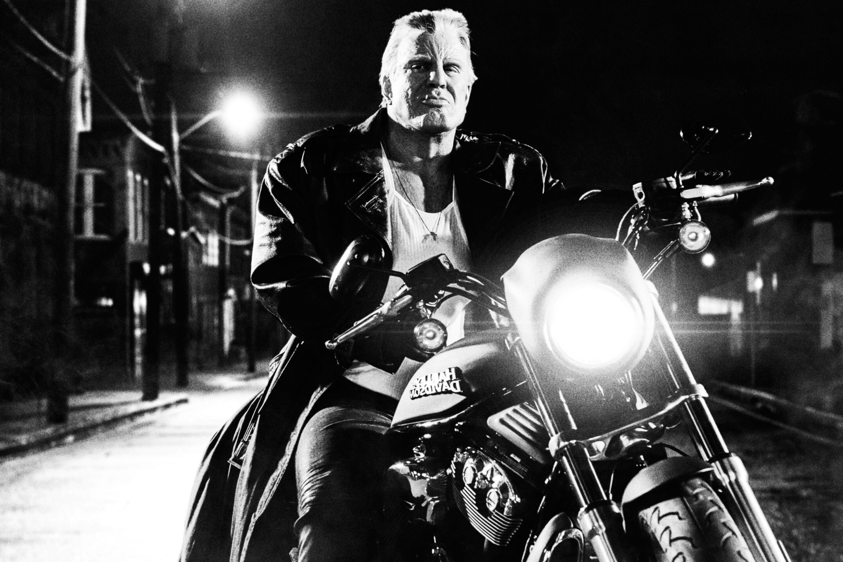 2880x1920 Mickey Rourke Wallpaper