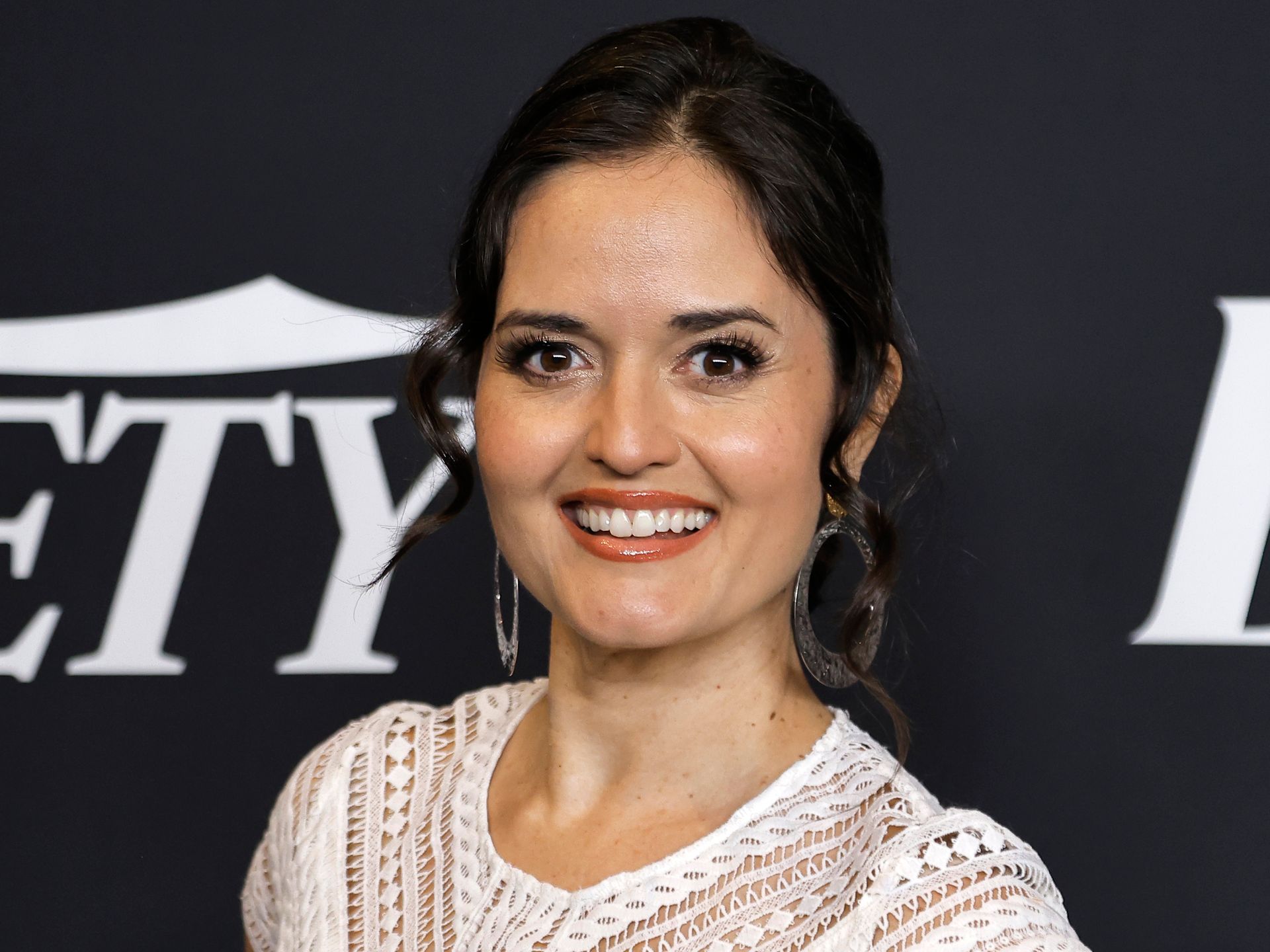 1920x1440 The Wonder Years' Danica McKellar and her towering son, wear matching outfits in vacation photo. HELLO!