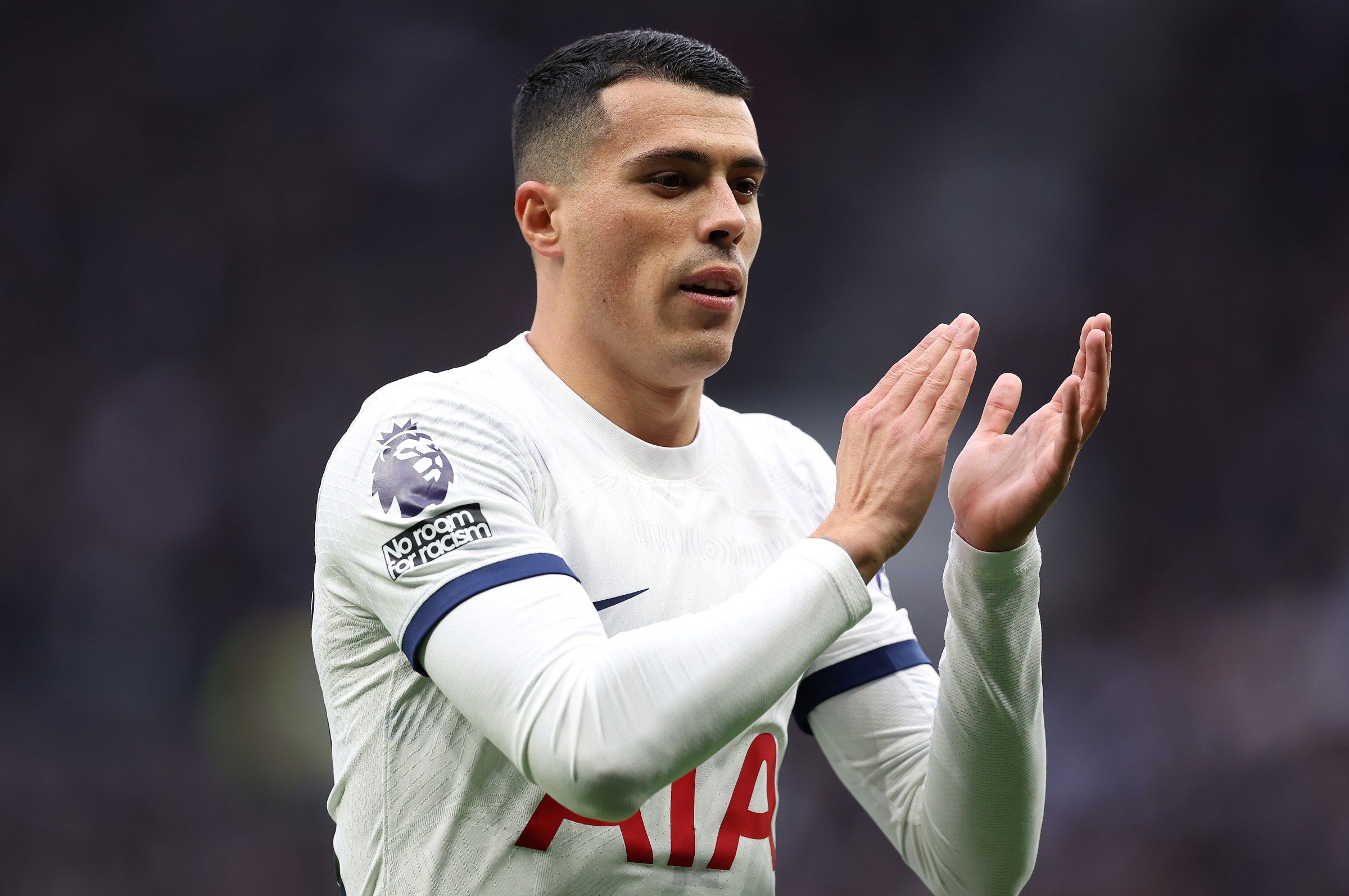 2400x1594 TEAM NEWS: Pedro Porro returns for Villa, Richarlison still in recovery. Cartilage Free Captain