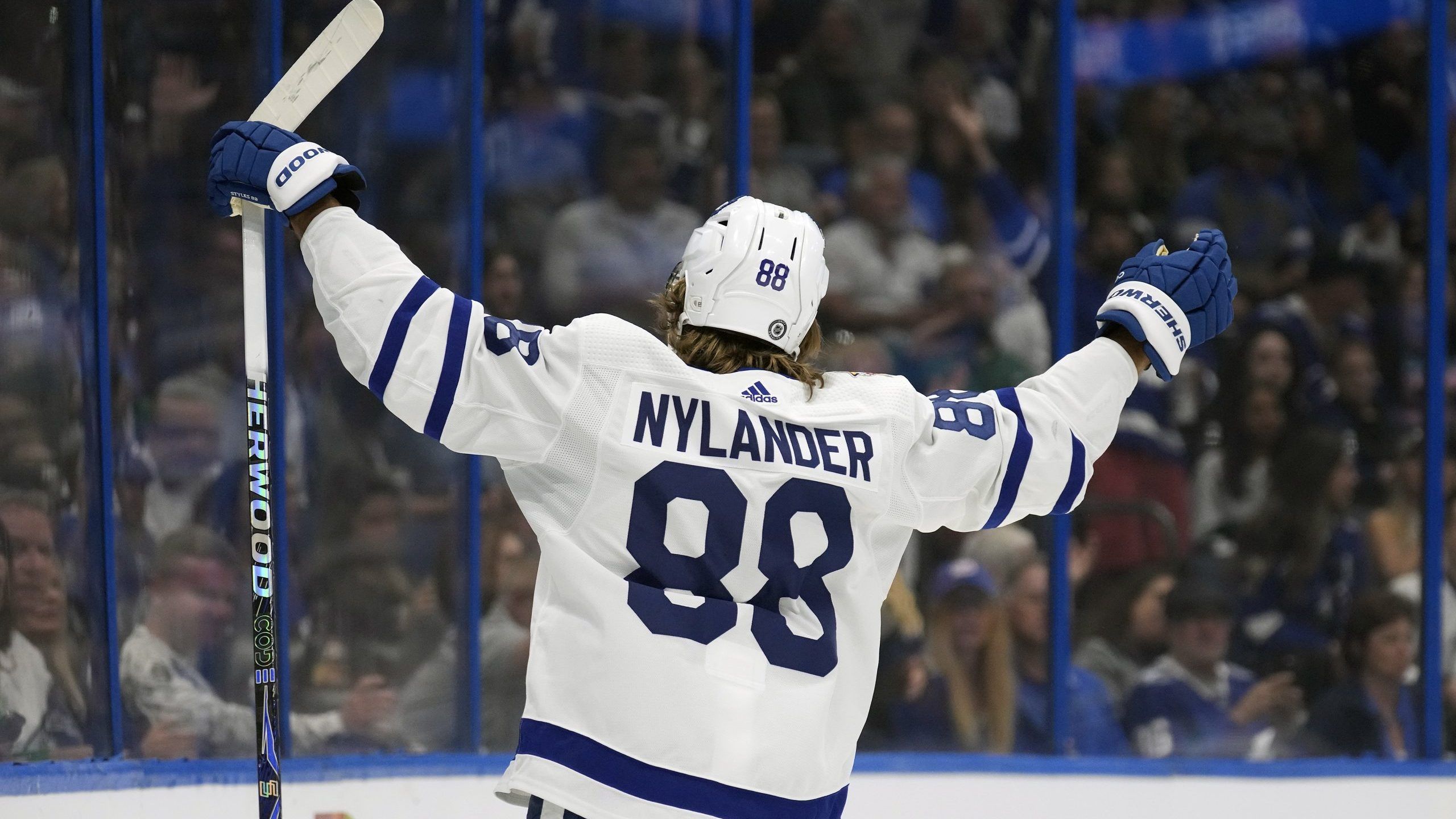 2560x1440 Maple Leafs' William Nylander is money in the bank