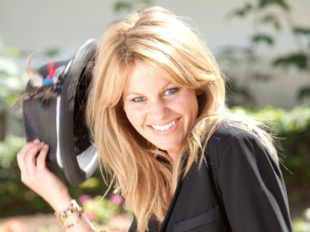1024x768 Candace Cameron Bure Wallpaper