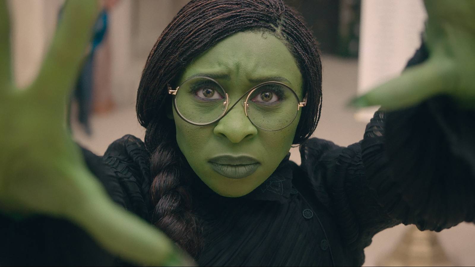 1600x900 Wicked's green makeup created a unique problem