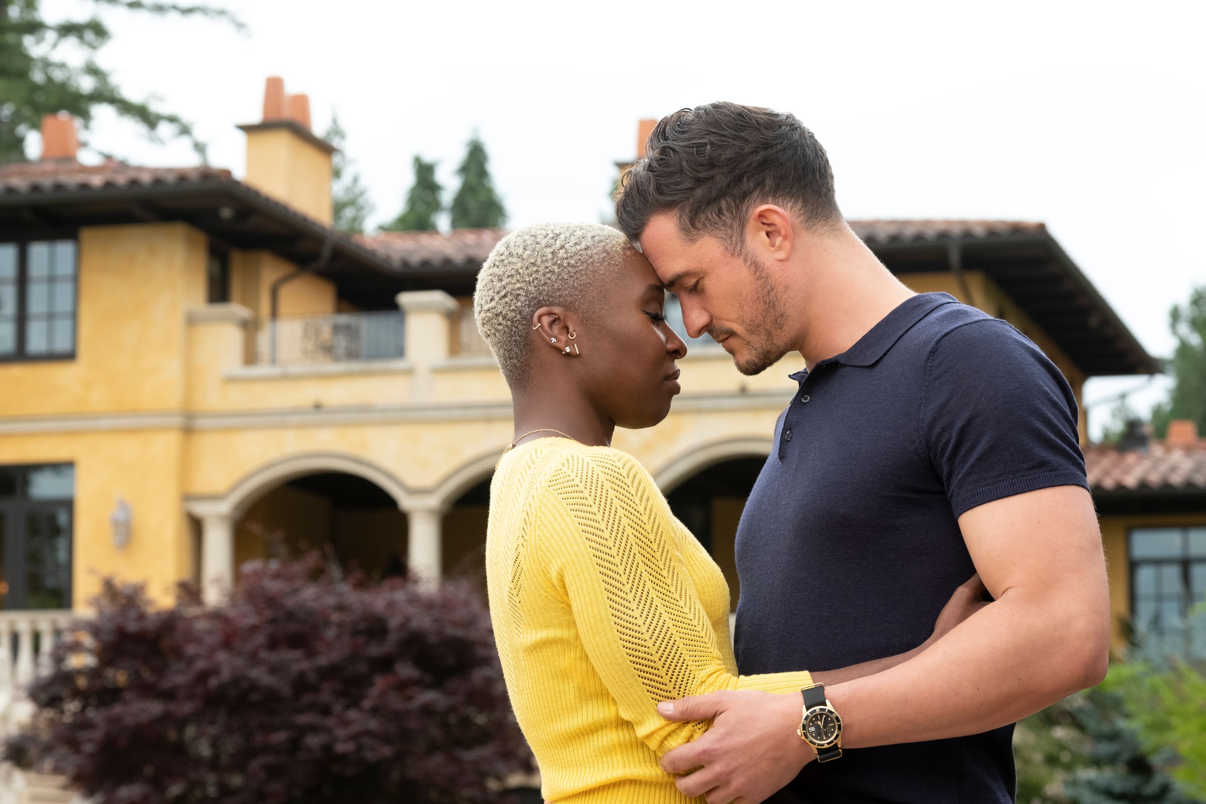 3840x2560 Download Cynthia Erivo Orlando Bloom Movie Needle In A Timestack 4k Ultra HD Wallpaper
