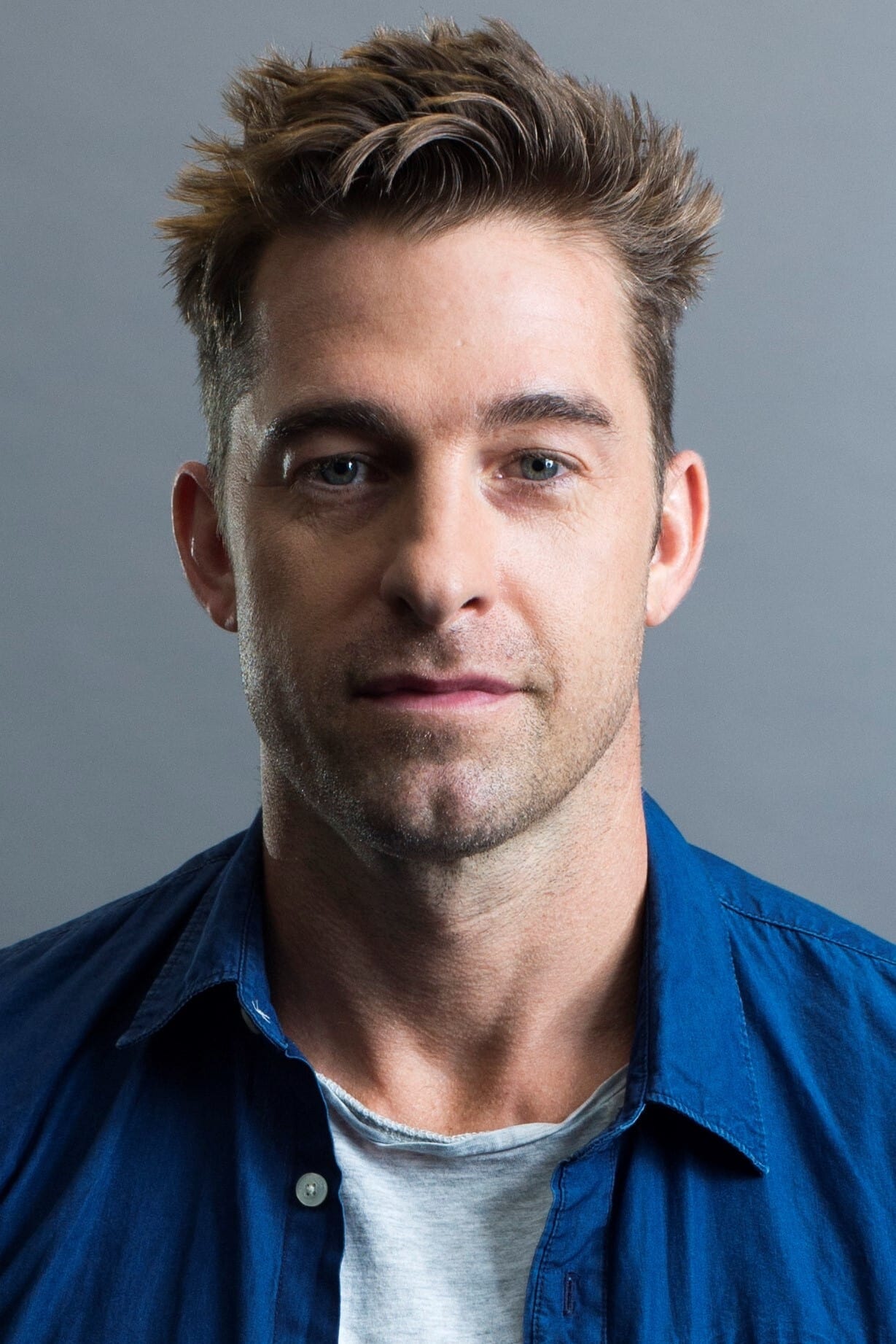1229x1843 Scott Speedman Wallpaper
