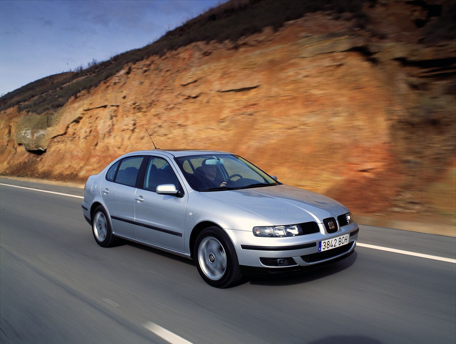 1592x1200 Seat Toledo Wallpaper