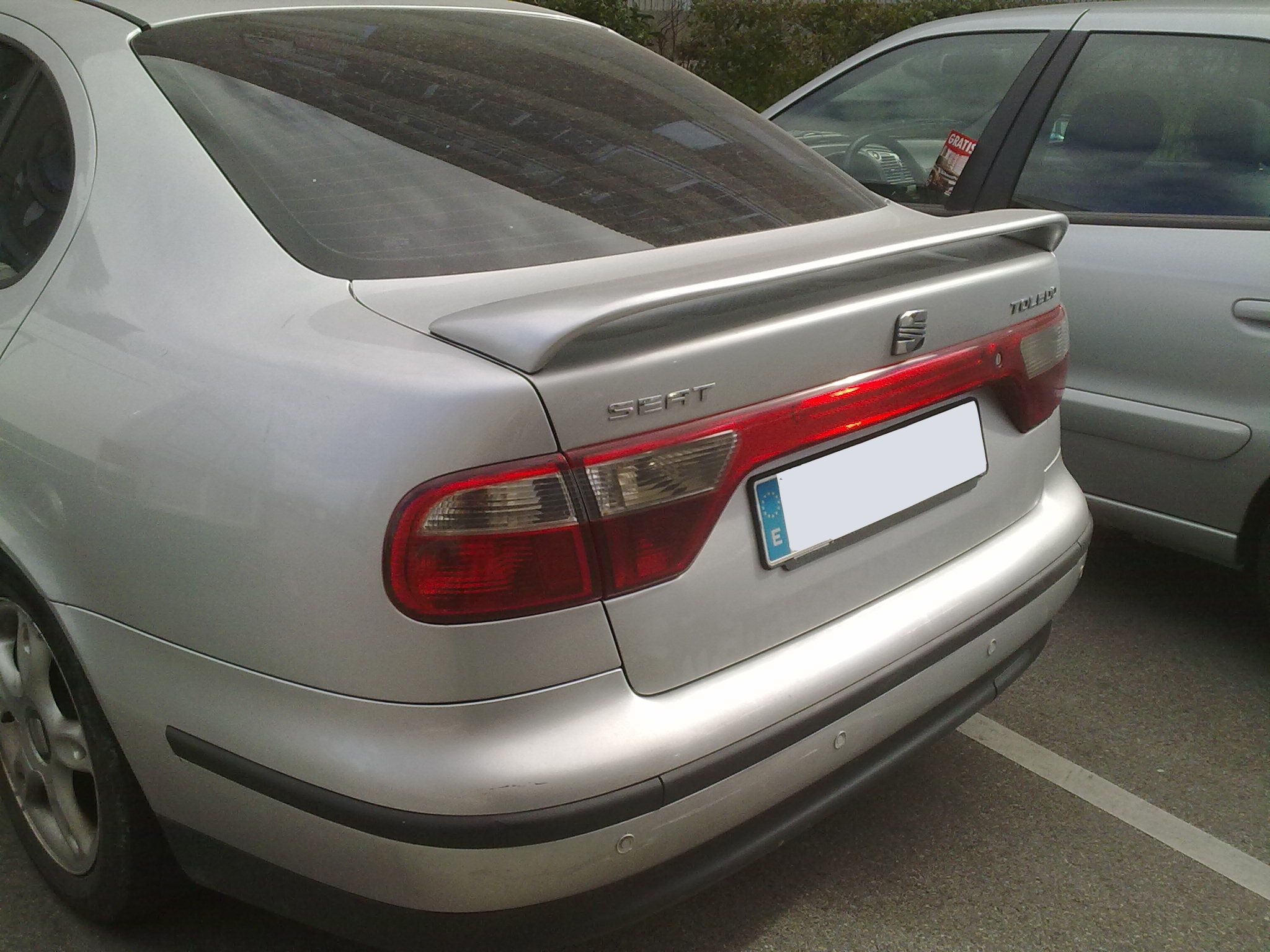 2048x1536 Seat Toledo Mk2 Sport con aleron de