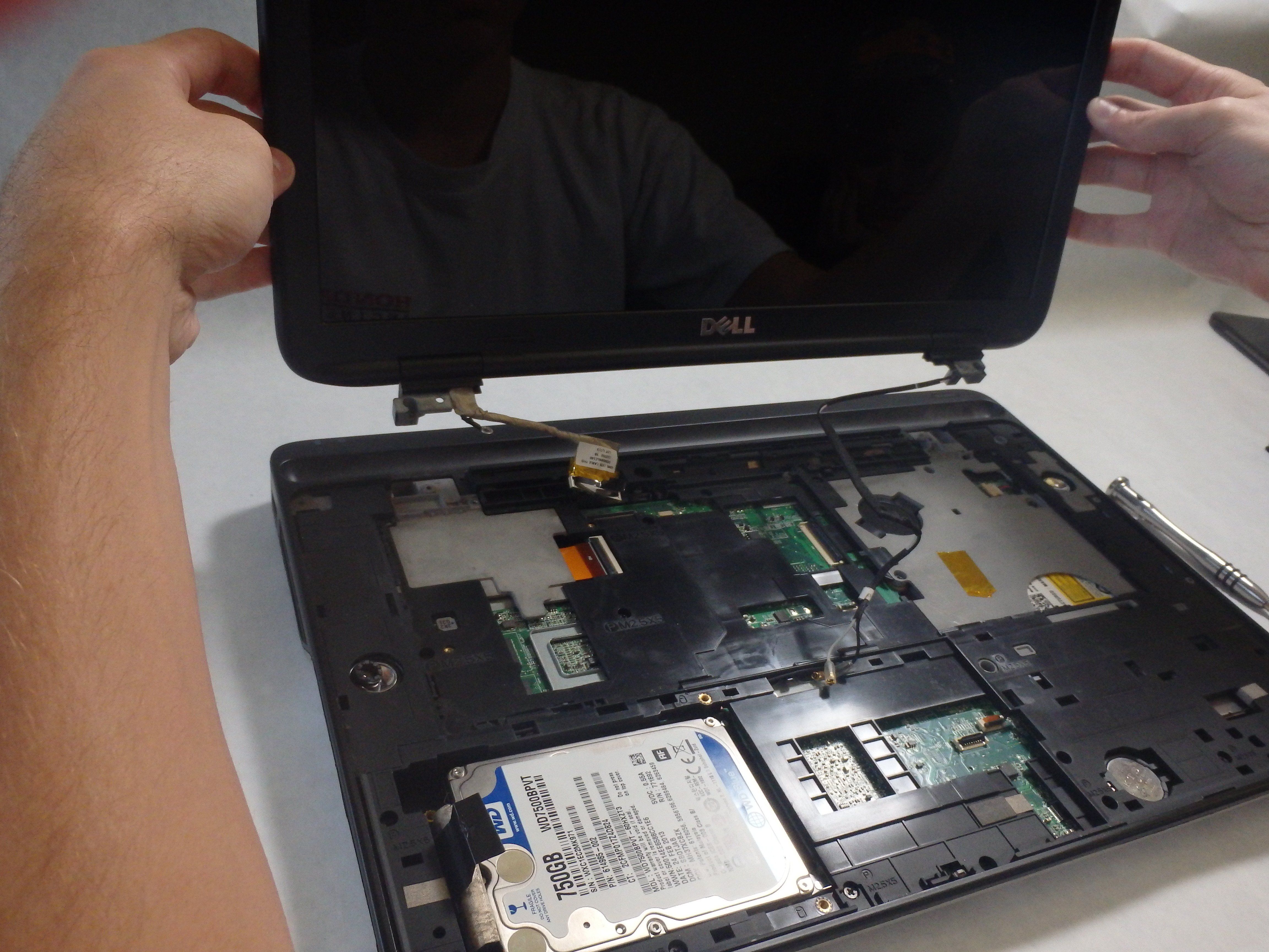 4608x3456 Dell XPS 15 L502X Screen Replacement Repair Guide