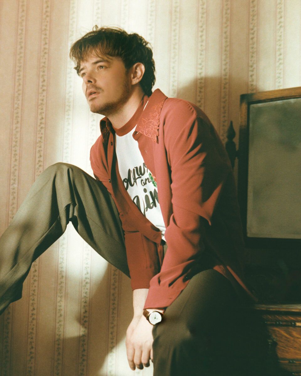 960x1200 Charlie Heaton Covers Wonderland's Winter 2025 Issue