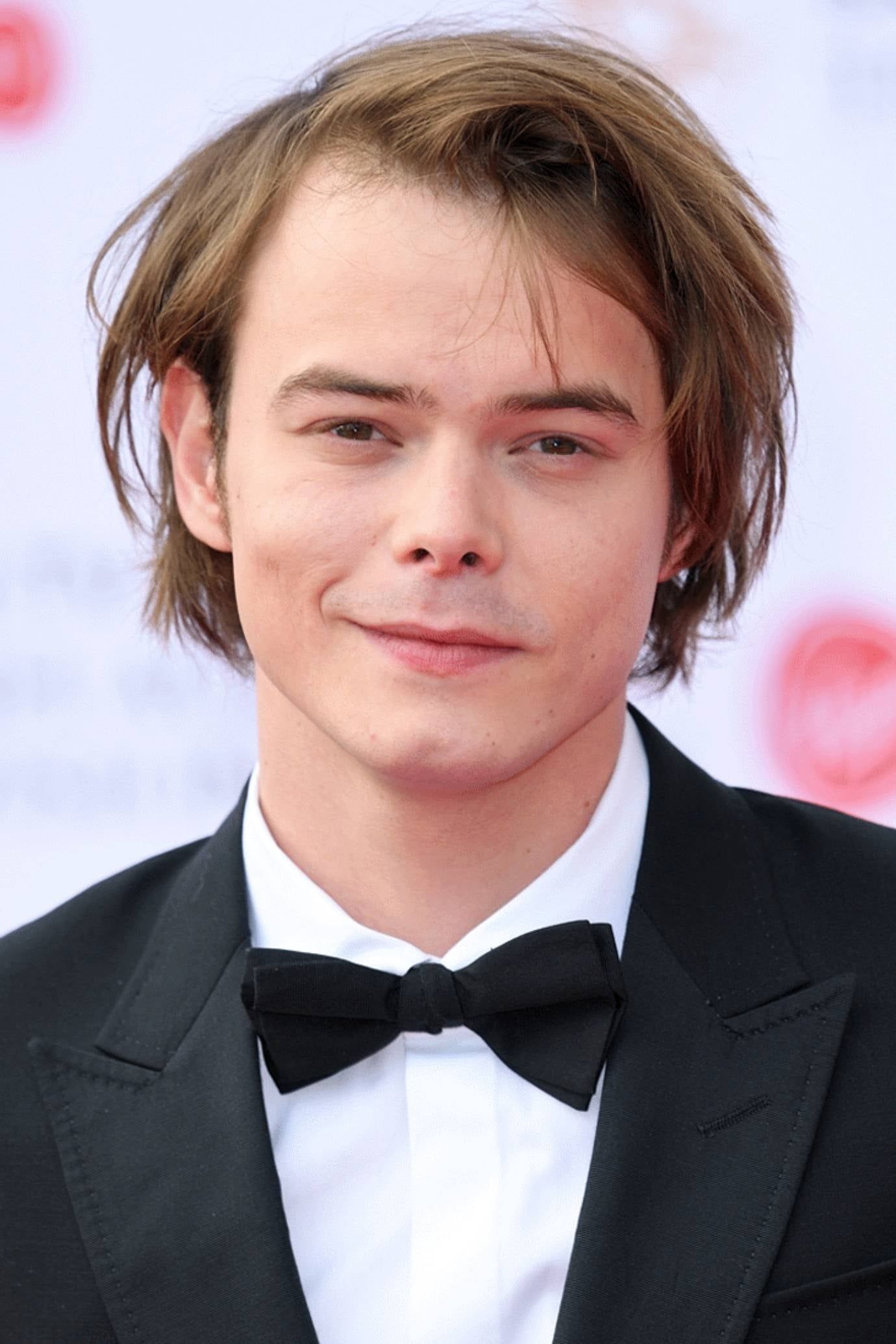 1380x2070 Charlie Heaton Wallpaper