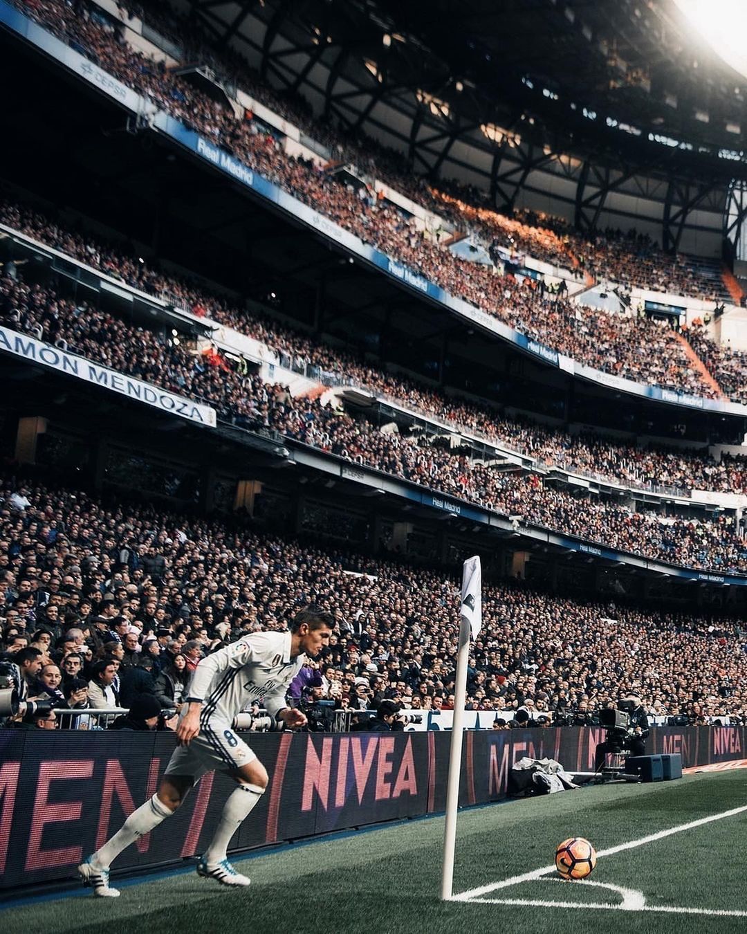 1080x1350 Some vintage pics of Real Madrid squad and fans