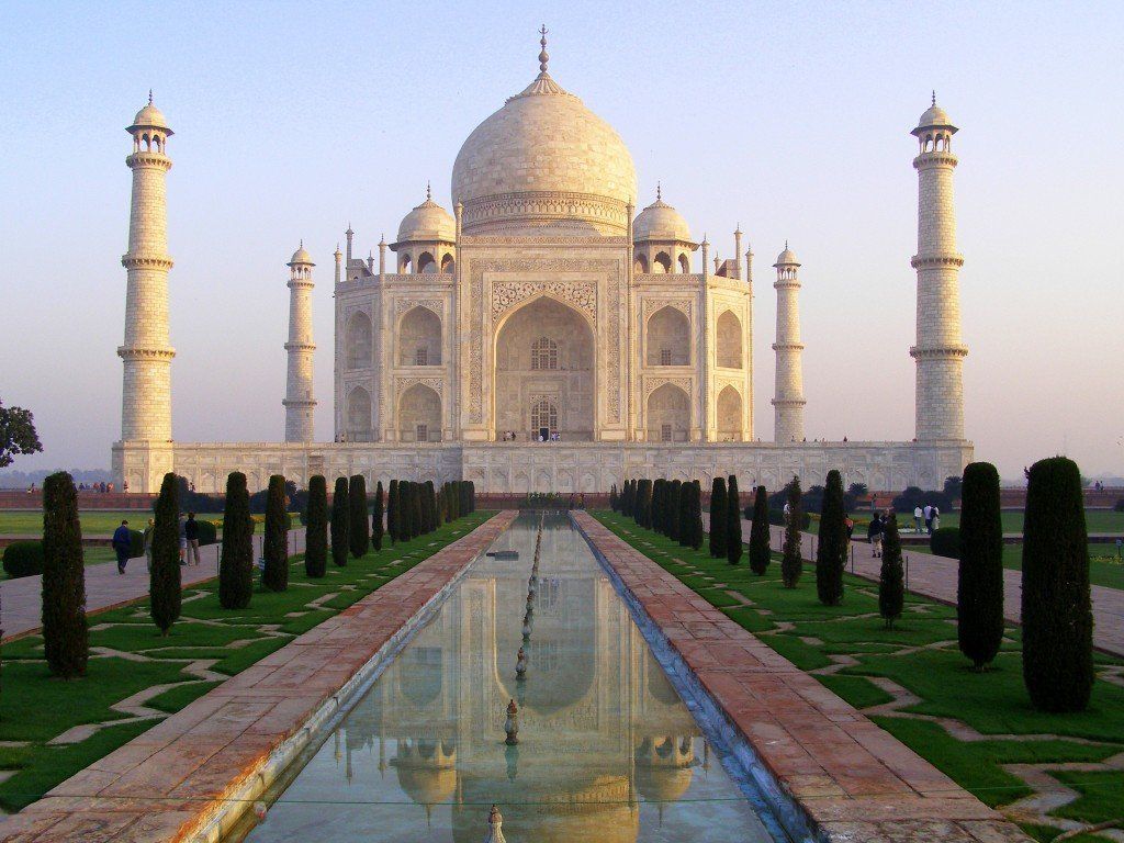 1024x768 The exquisite Mughal architecture of Agra, India