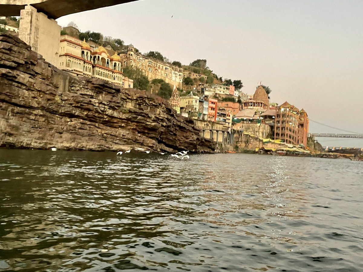 1200x900 Mesmerised by the beauty of Omkareshwar during a boat ride on the Narmada River. The colourful ghats, rippling waters of the Narmada River and divinity brought bliss to the mind