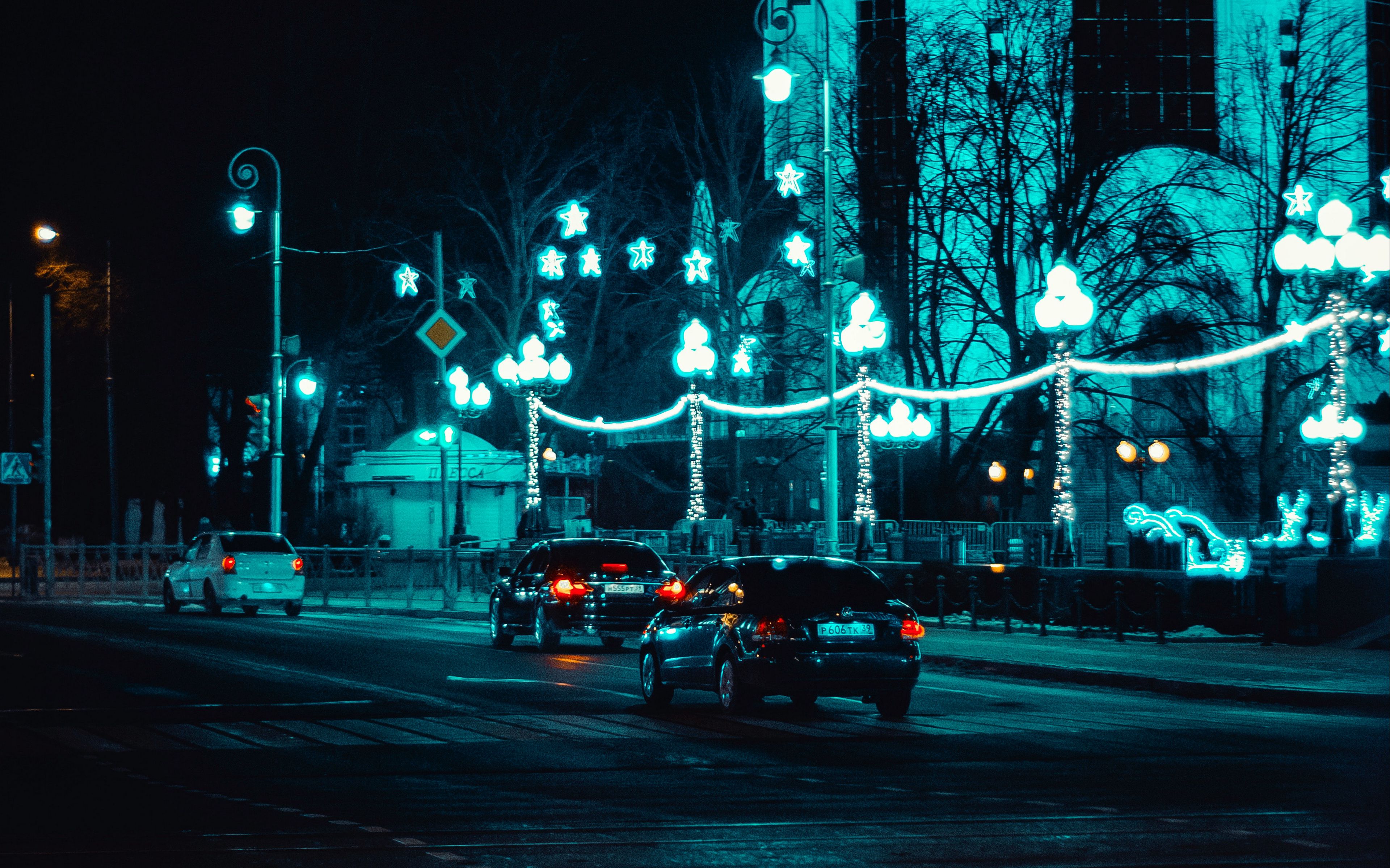 3840x2400 Download wallpaper 3840x2400 cars, night city, traffic, lighting, street 4k ultra HD 16:10 HD background