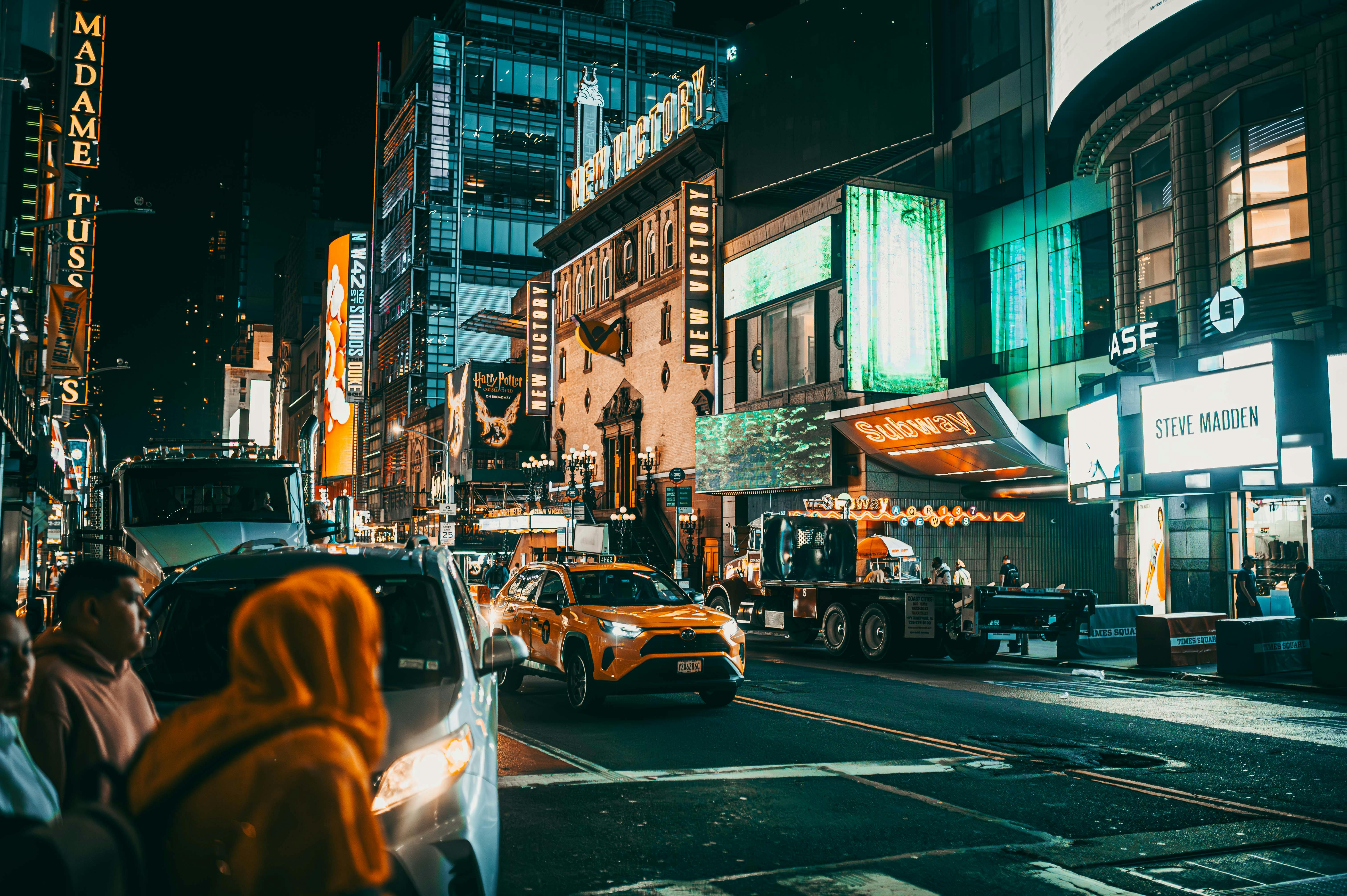 6048x4024 Illuminated Street in New York City at Night · Free