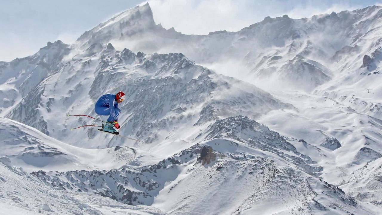 1280x721 Snapping skiing's speedsters
