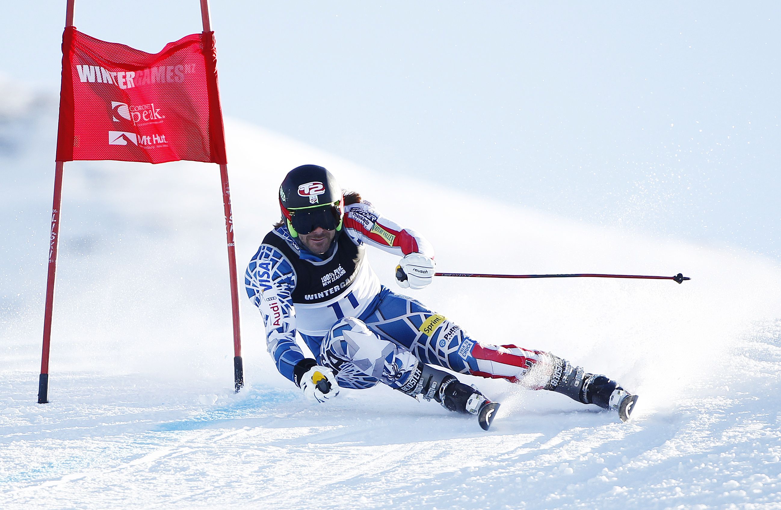 2596x1696 Ski Racing Wallpaper