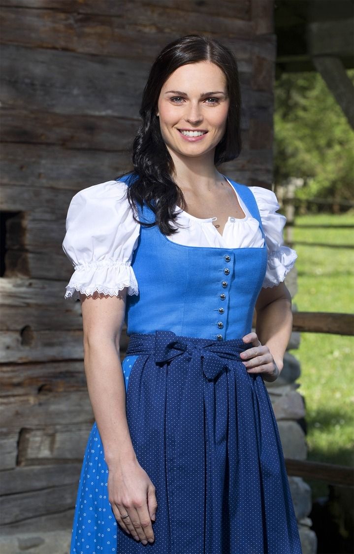 719x1125 Picture of Anna Fenninger