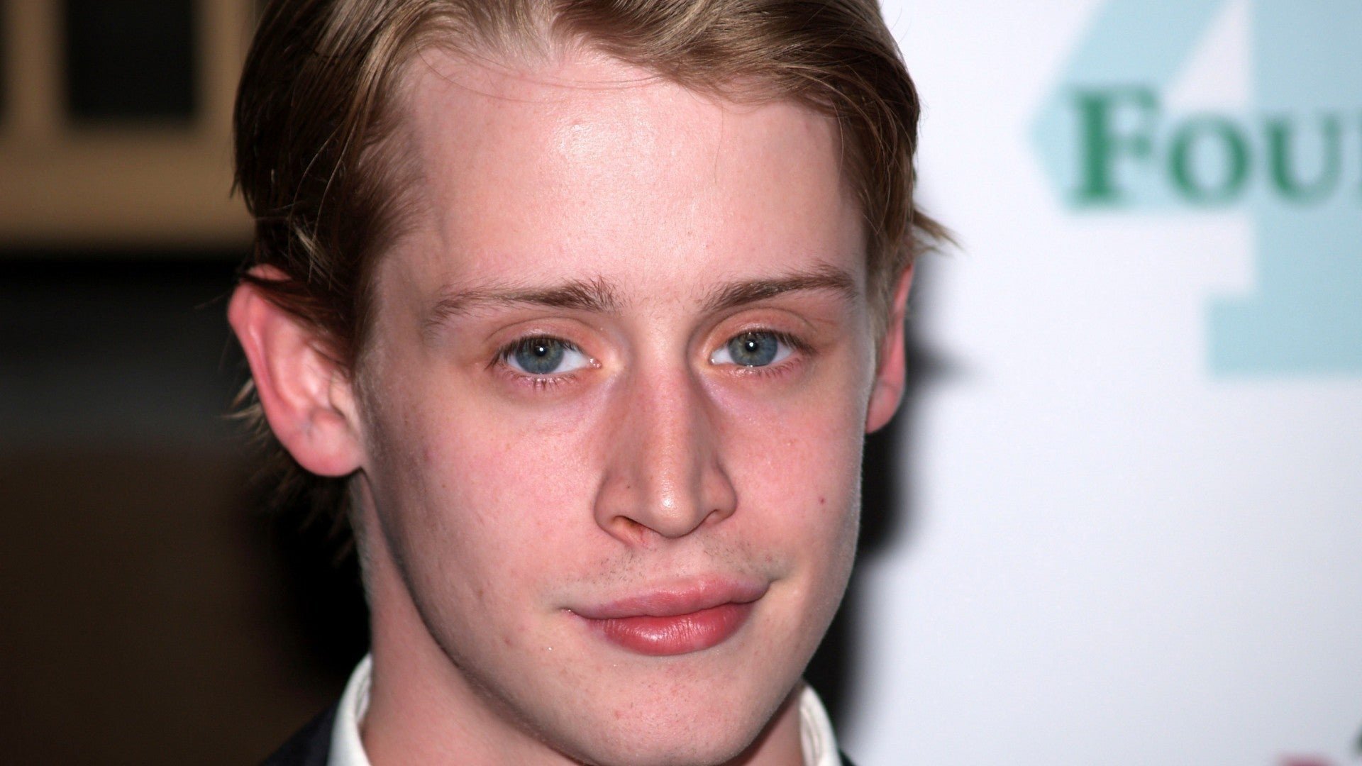 1920x1080 Macaulay Culkin Wallpaper