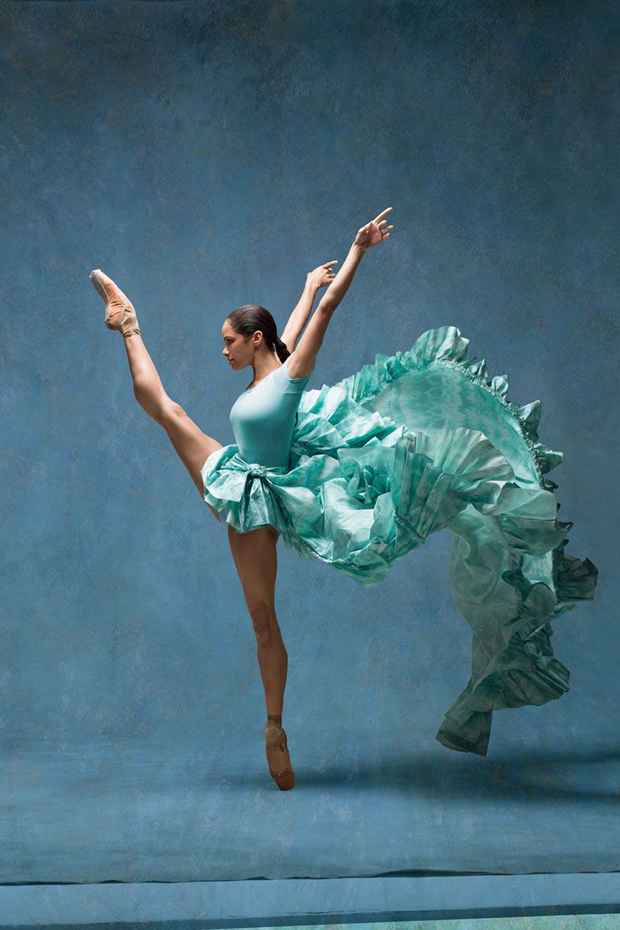 880x1320 Ballerina Recreates The Paintings Of Edgar Degas