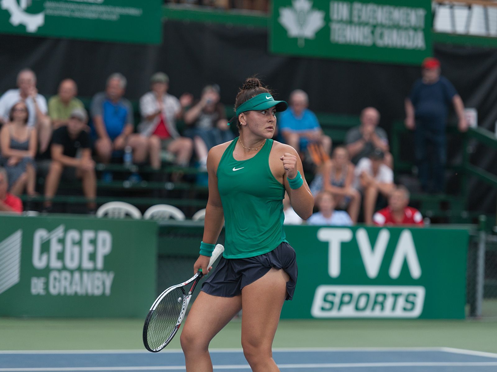 1600x1200 Meet Bianca Andreescu, Who Keeps Defeating Tennis's Best