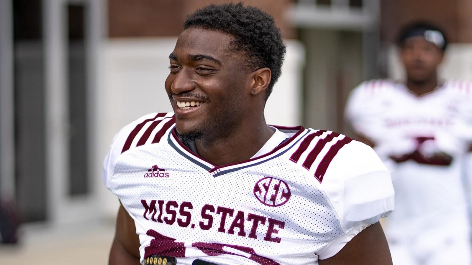 1600x900 Jalen Smith Looking To Make Noise In Maroon