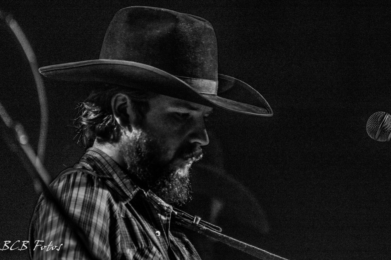 1336x890 Show Review: VNE & Colter Wall at Wooly's Was Amazing Piece of Storytelling • Americana Highways