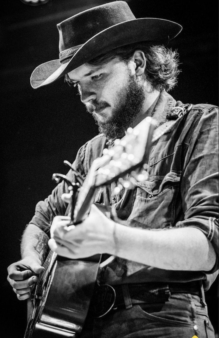 736x1134 Colter Wall