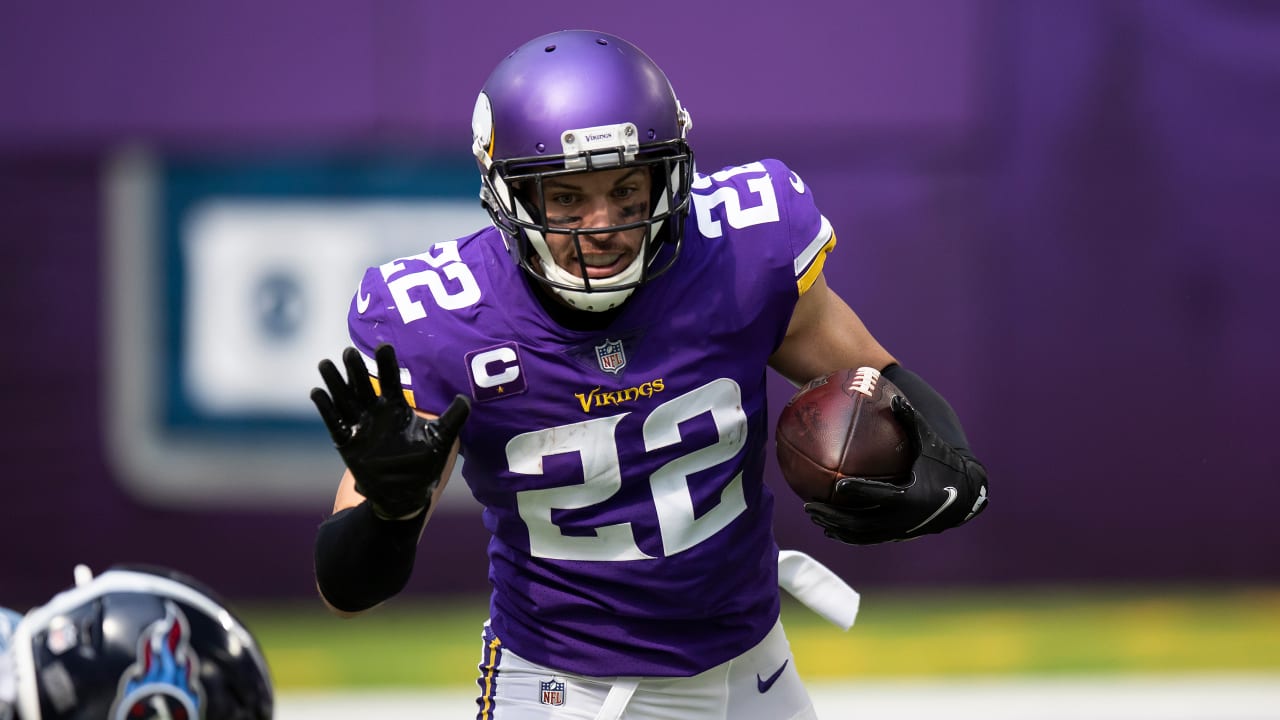 1280x720 in Photo: Harrison Smith