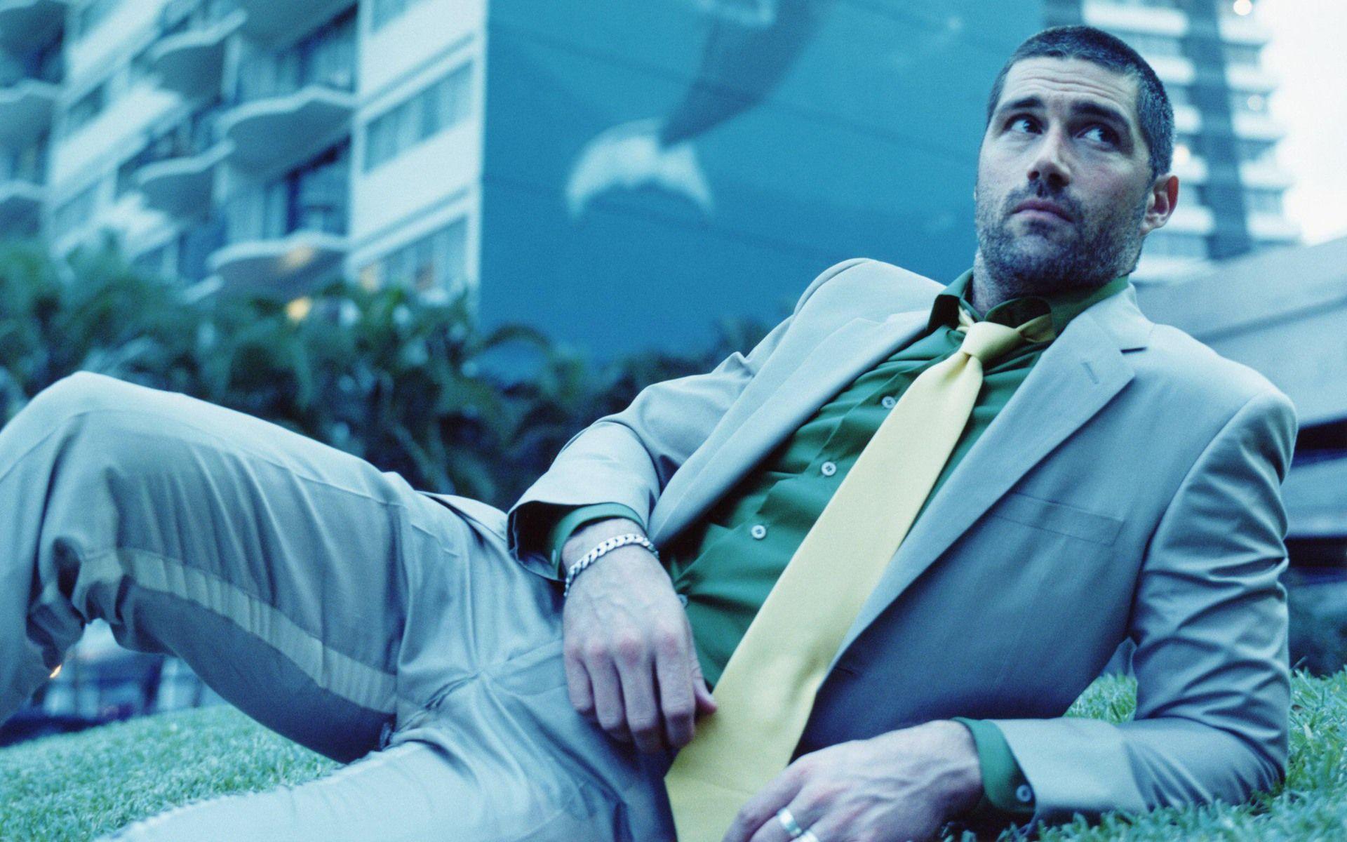 1920x1200 Matthew Fox Wallpaper