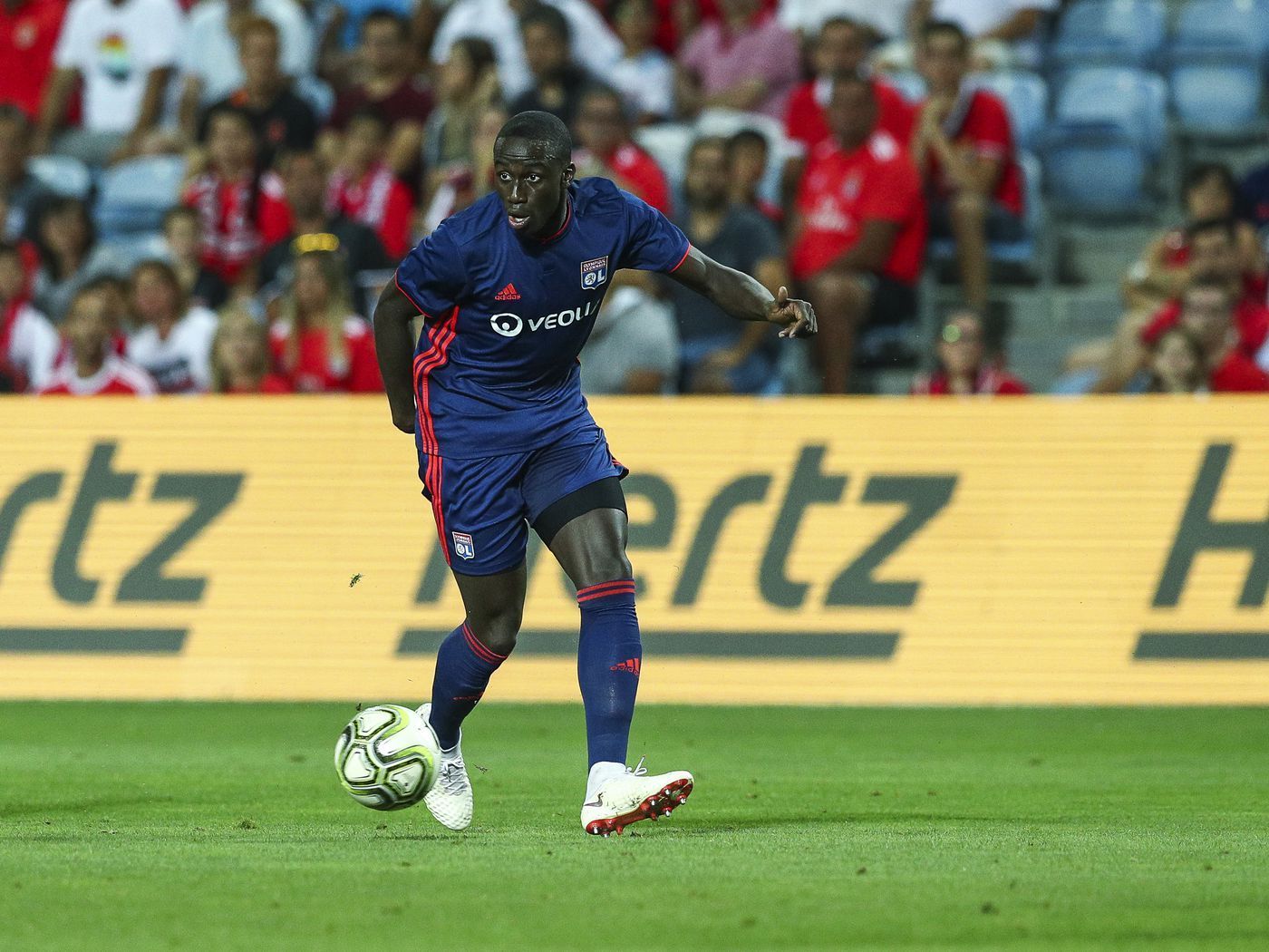 1400x1050 Ferland Mendy Wallpaper