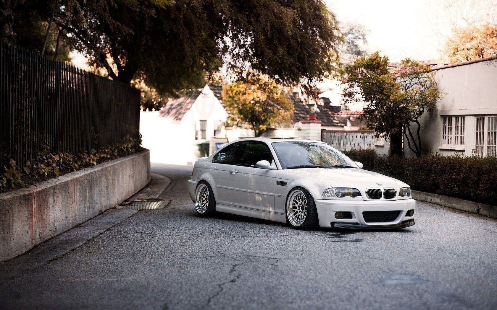 1680x1050 A small collection of E46 M3 wallpaper I've put together. I thought some of you might like