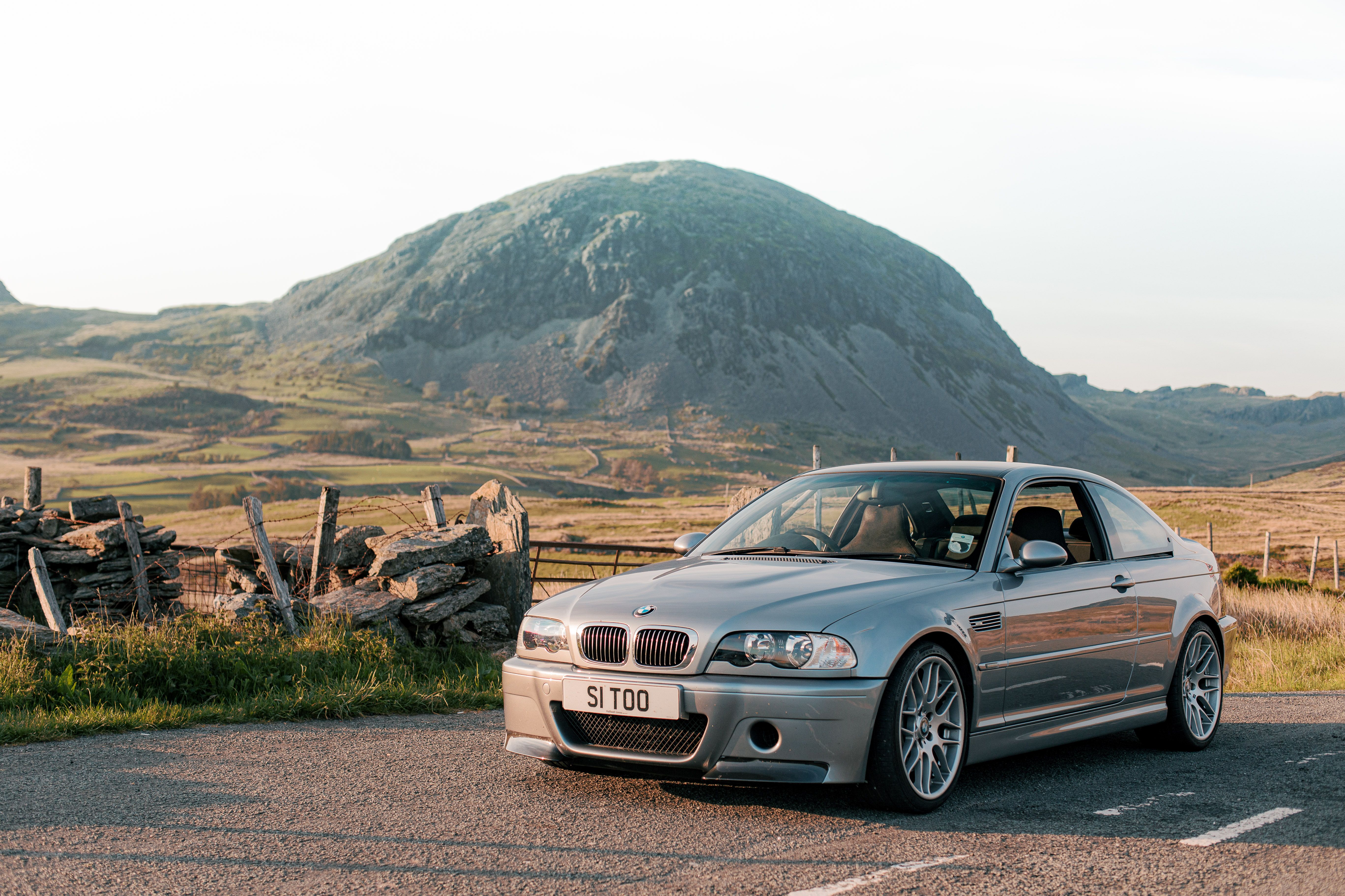 5472x3648 BMW M3 CSL (E46)