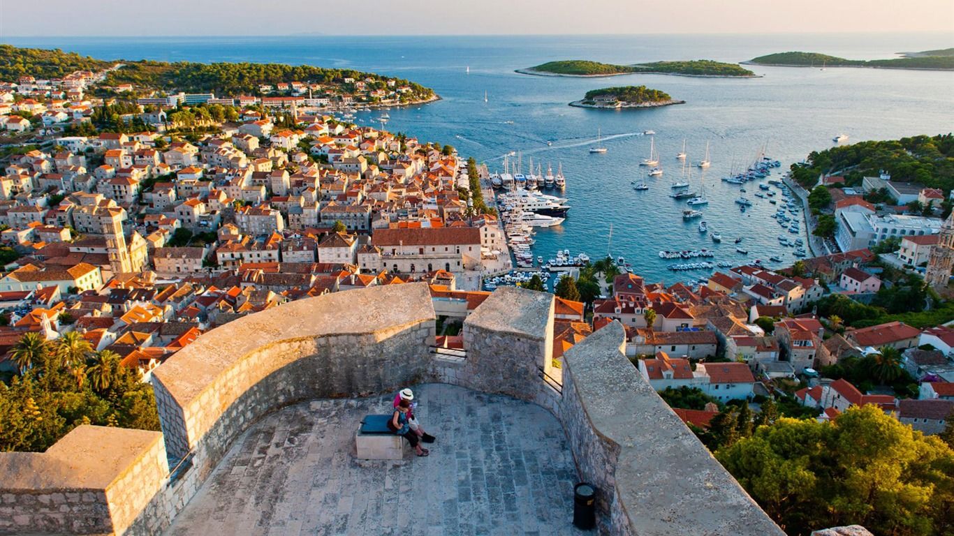 1366x768 Hvar Croatia National Geographic Wallpaper