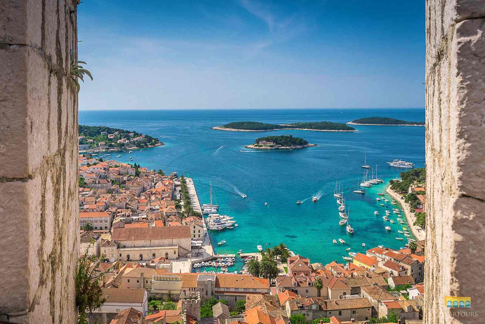 1600x1068 Our something extra Hvar City tour