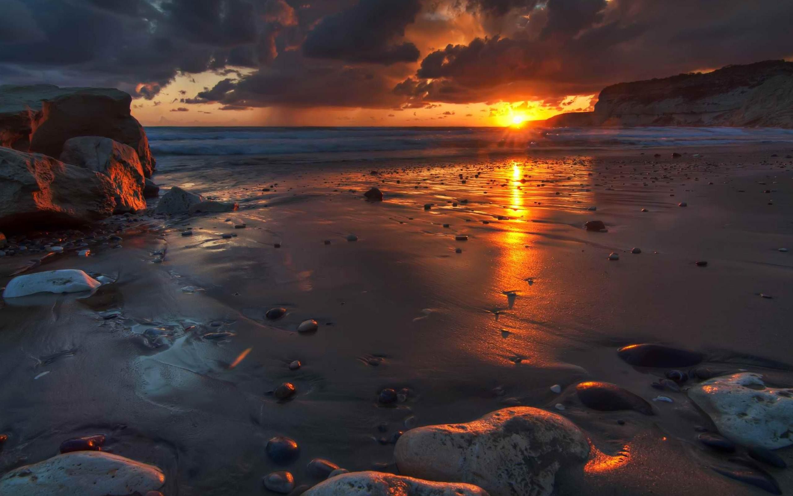 2560x1600 Beautiful Kourion Beach In Cyprus Landscape Photography Wallpaper