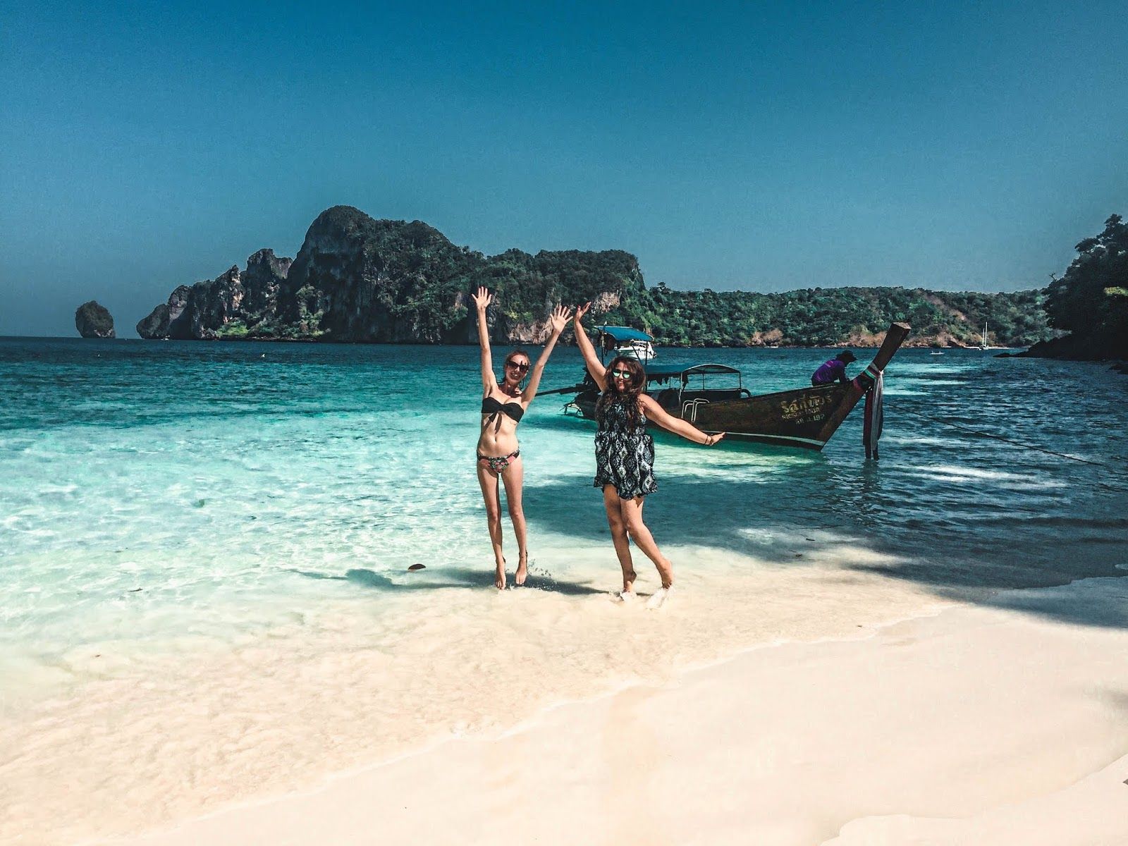 1600x1200 Pristine Beaches + Party Island. Koh Phi Phi, Thailand. Wanderlust Beauty Dreams