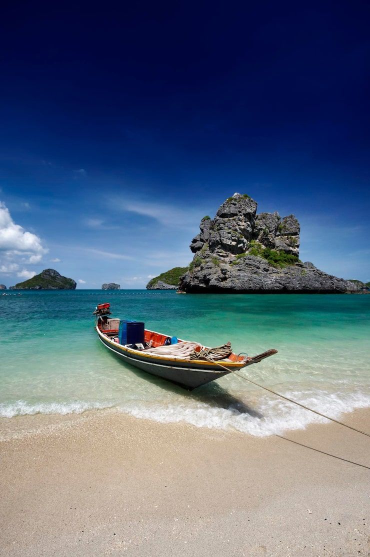 740x1114 Railay beach Image