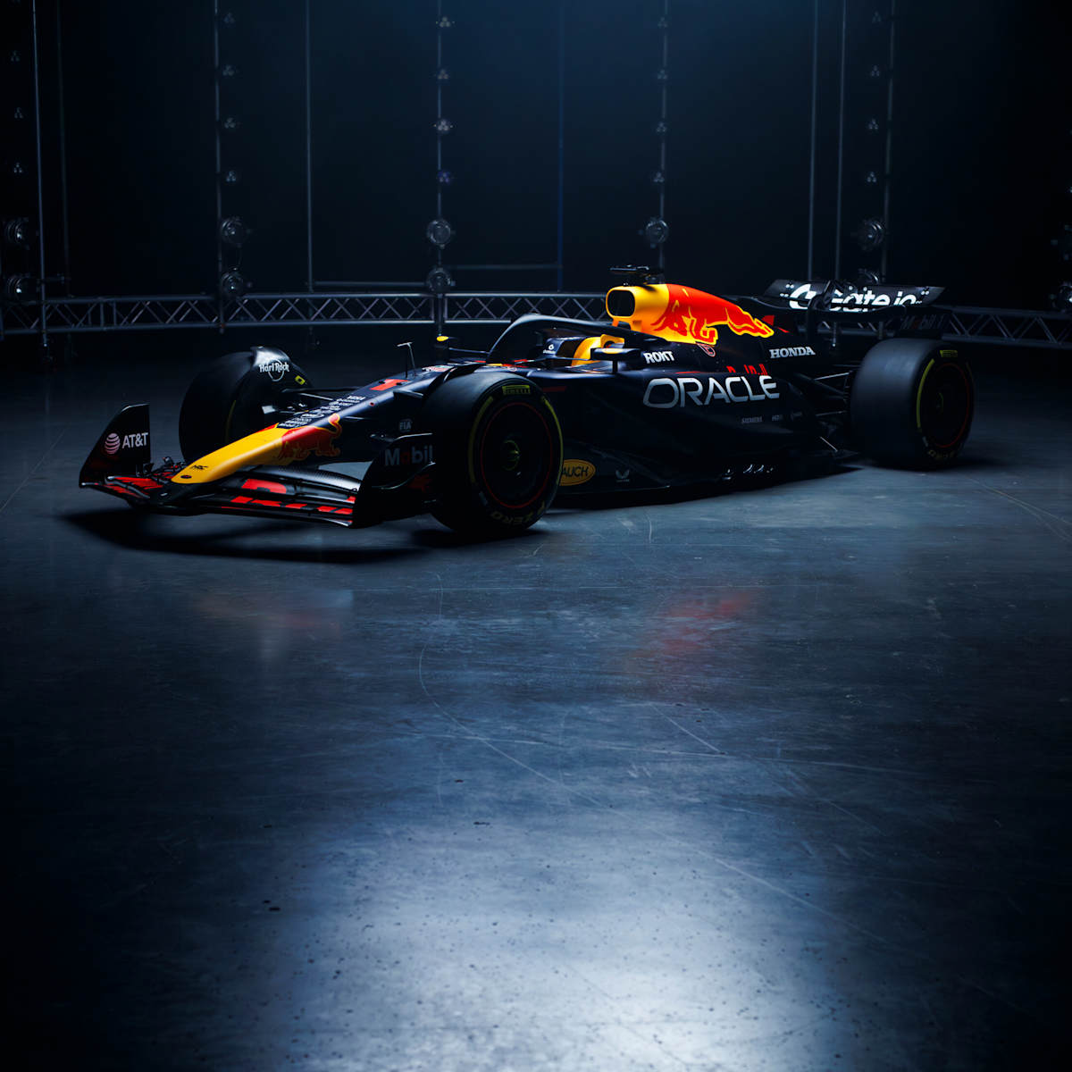 1200x1200 Red Bull F1 Team Unveils 2025 Car: RB21
