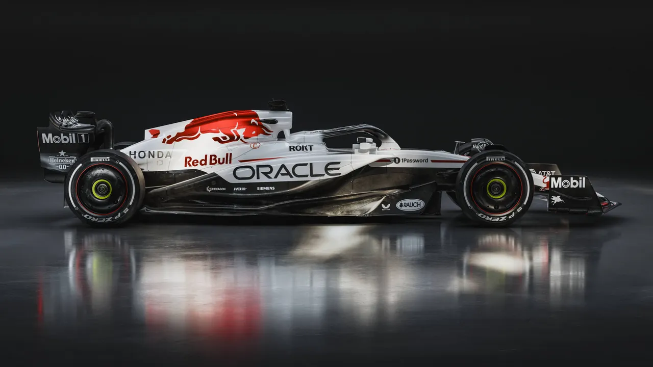 1280x720 Photos. Red Bull livery of Max Verstappen for GP Japan