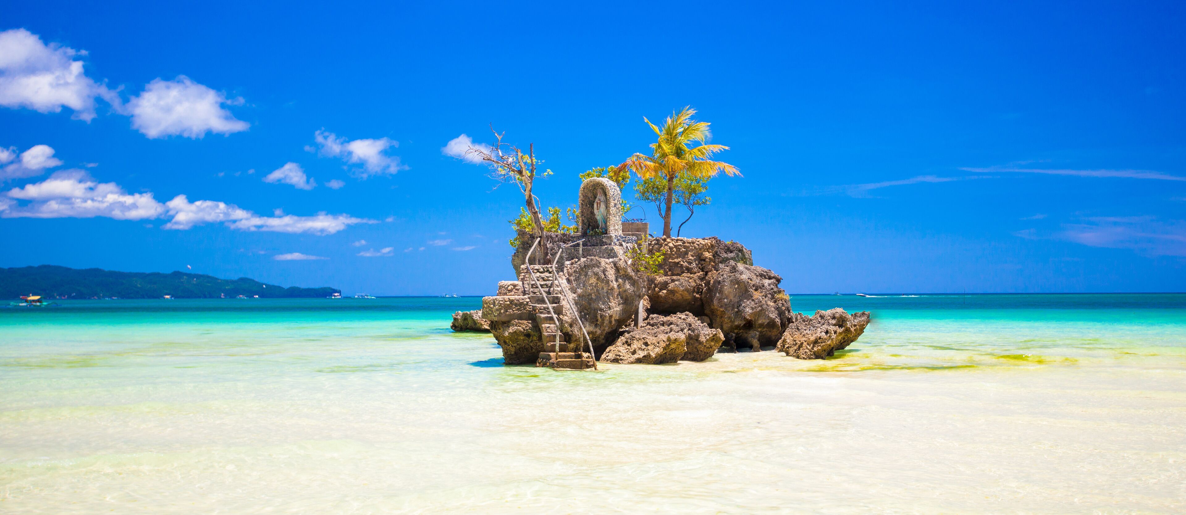 3840x1670 Station 1 in Boracay Island