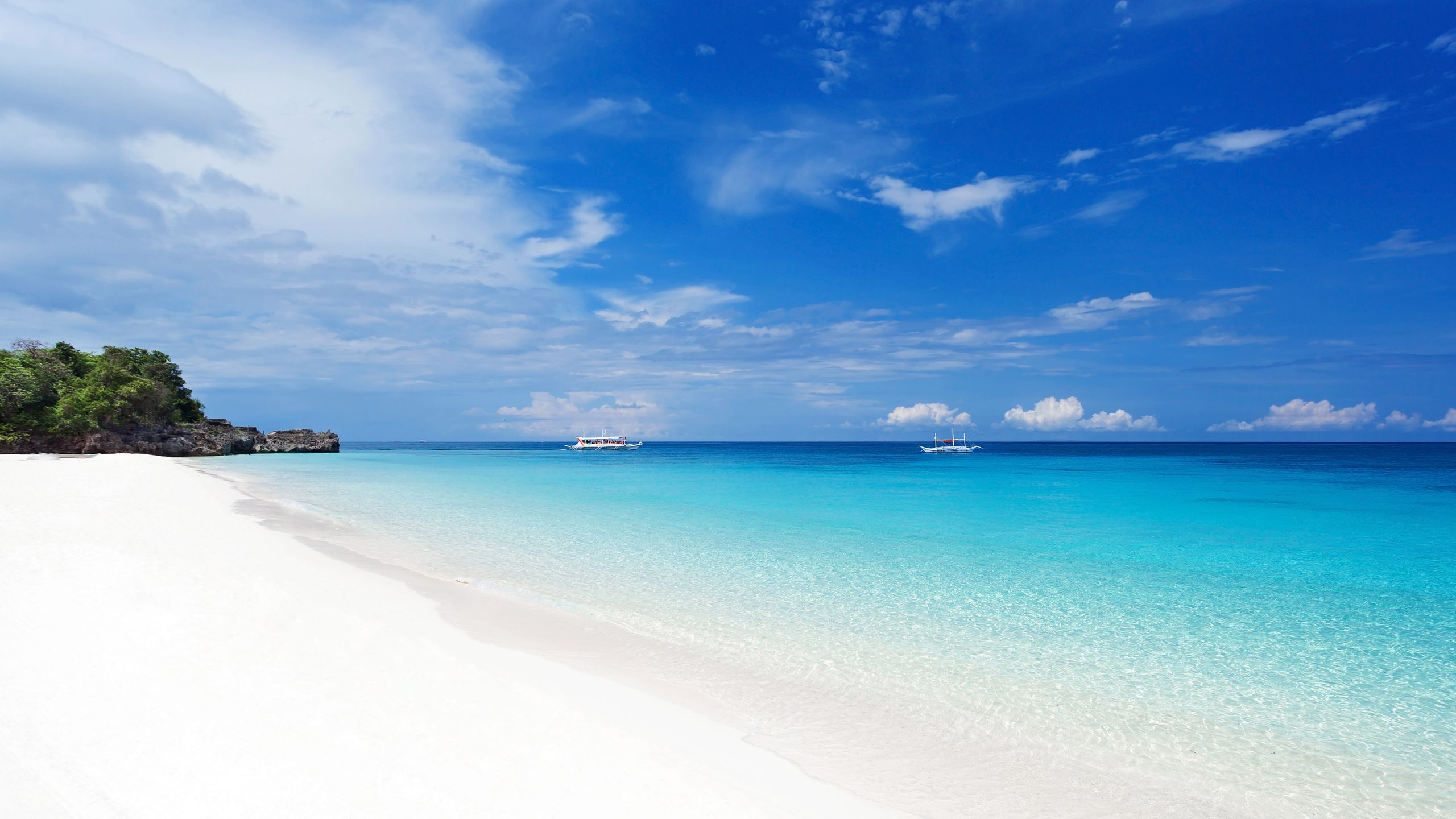 2560x1440 Boracay's Big Tourism Problem. Condé Nast Traveler
