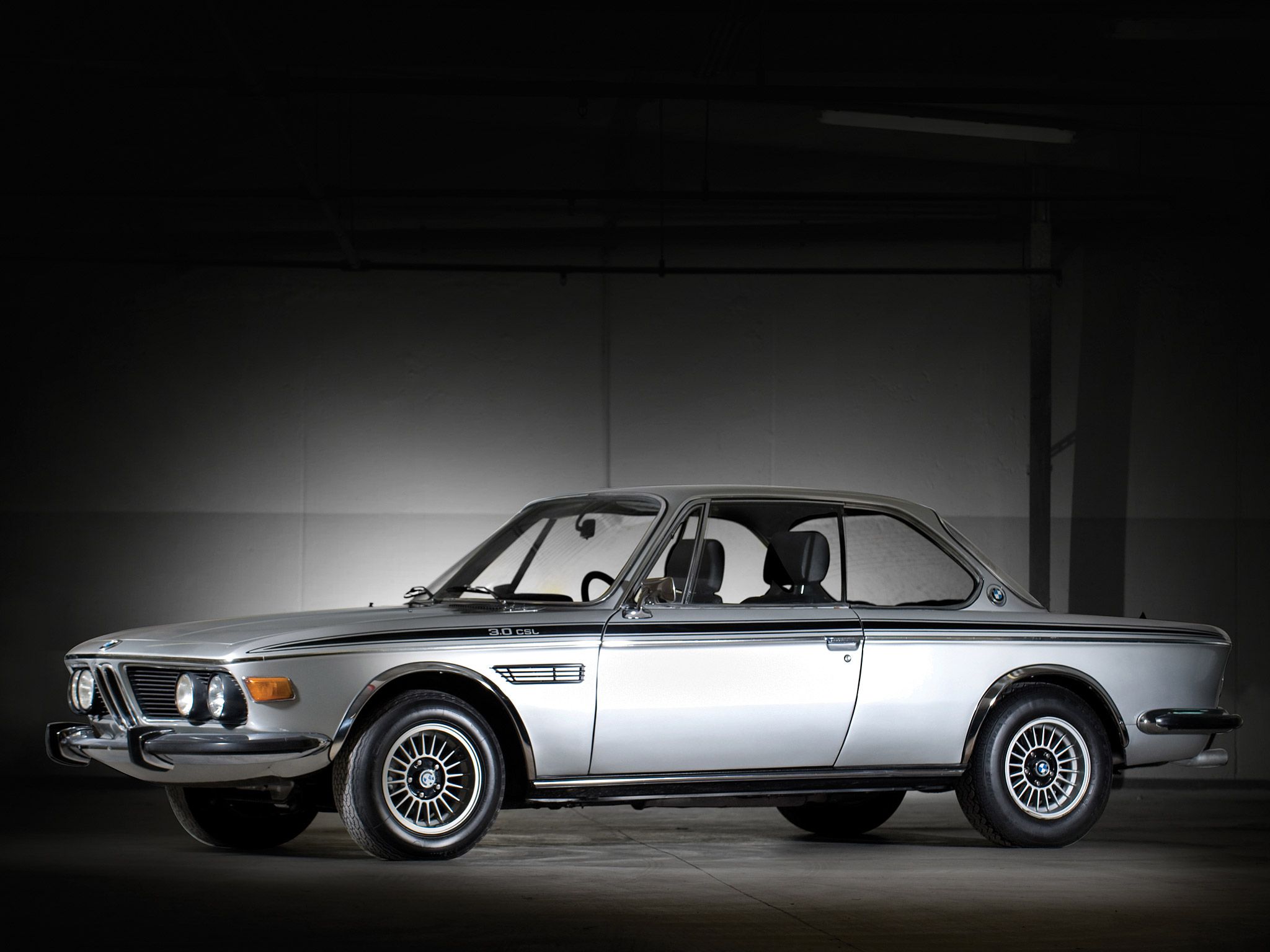2048x1536 BMW 3.0 CSL E9 Wallpaper