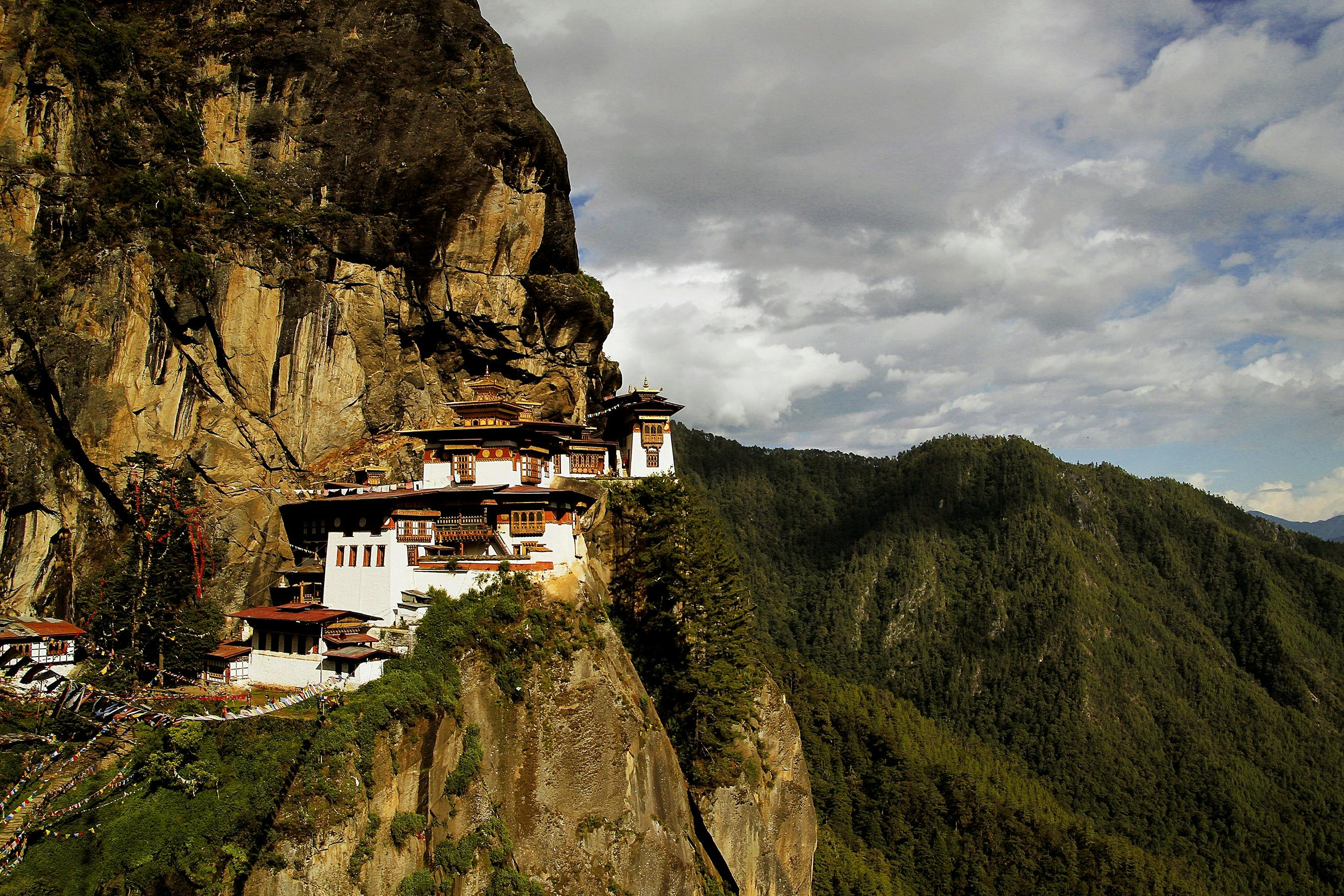 2700x1800 Taktsang Palphug Monastery Photo, Download The BEST Free Taktsang Palphug Monastery & HD Image