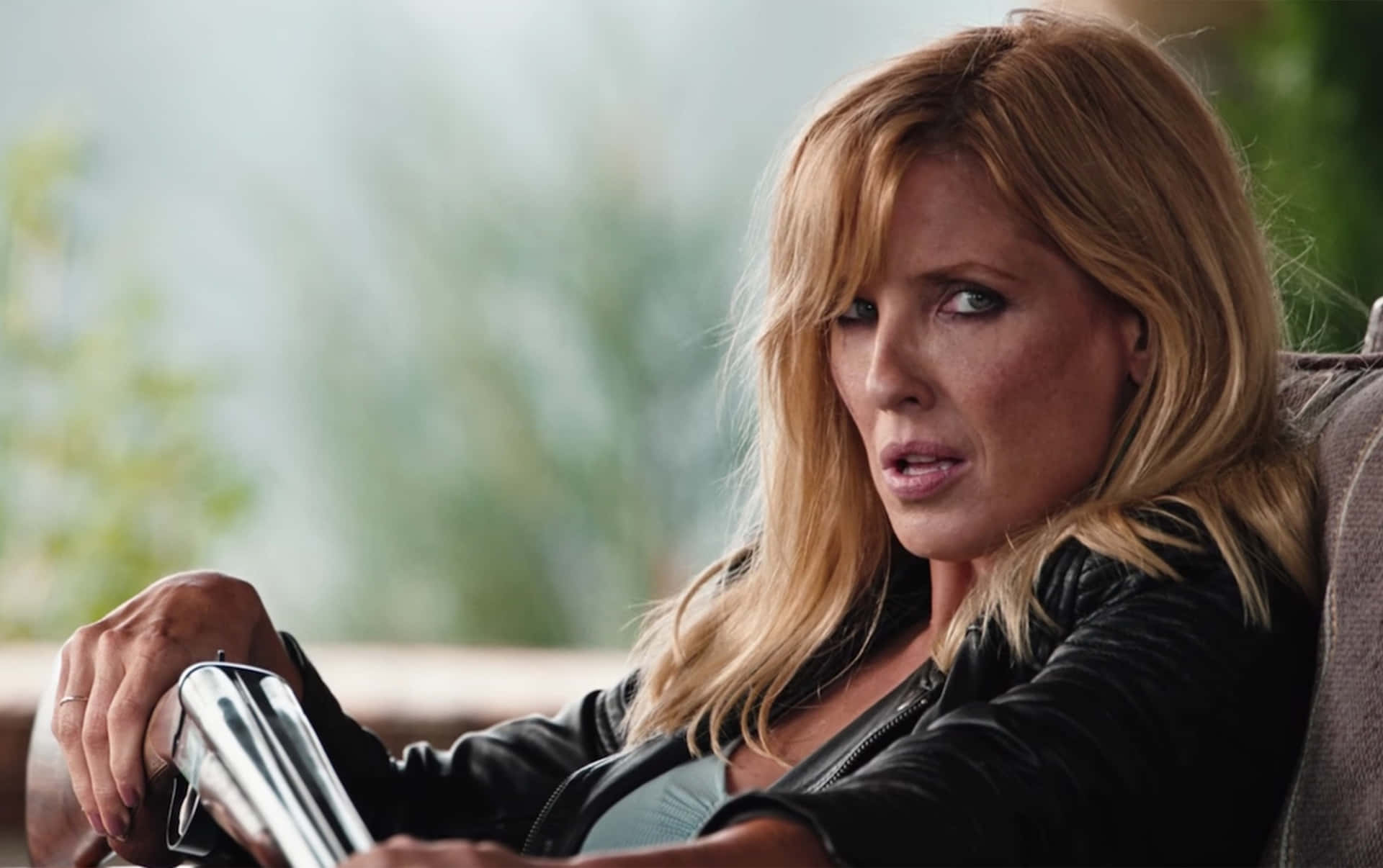 1920x1206 Kelly Reilly Picture