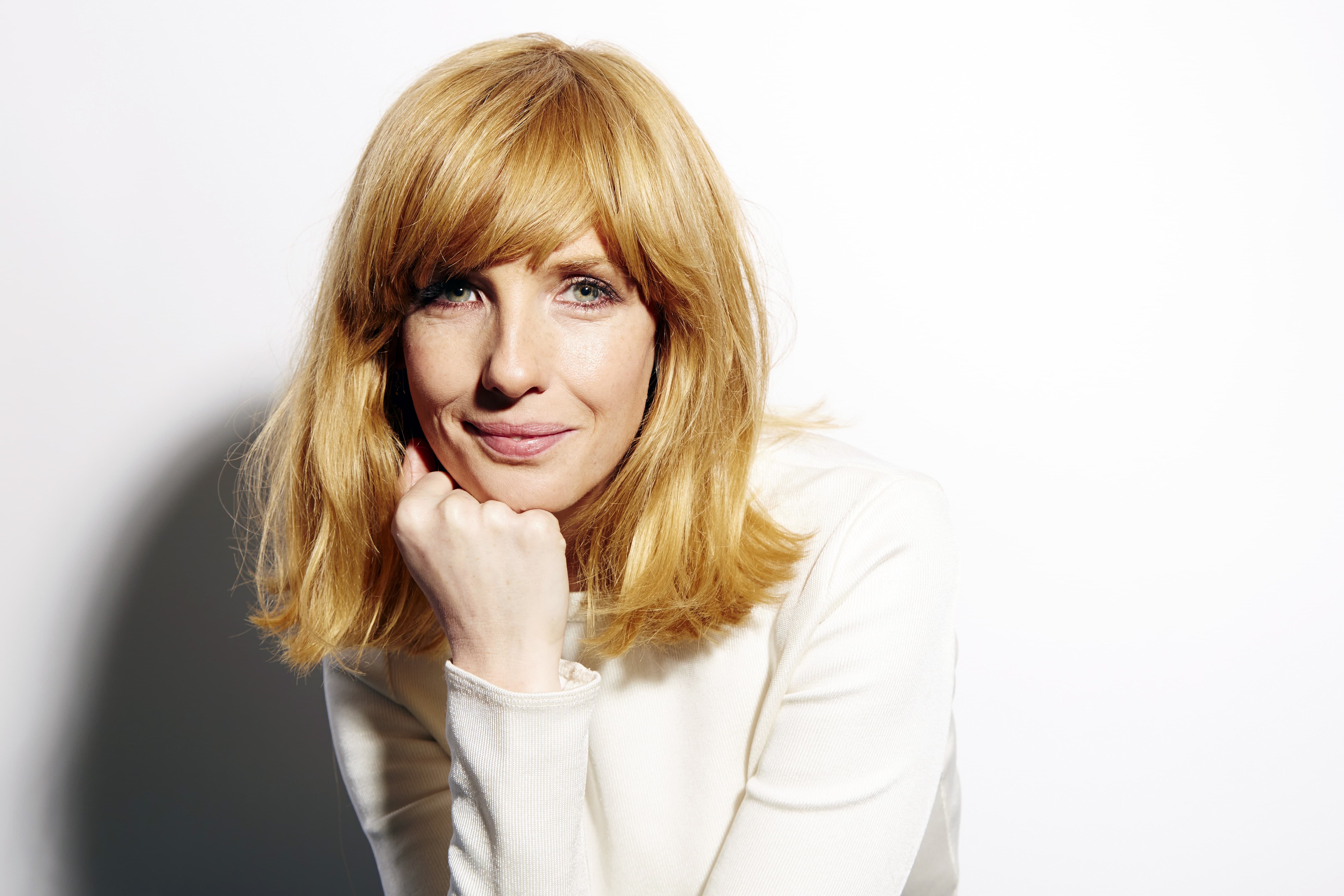 5597x3731 Kelly Reilly HD