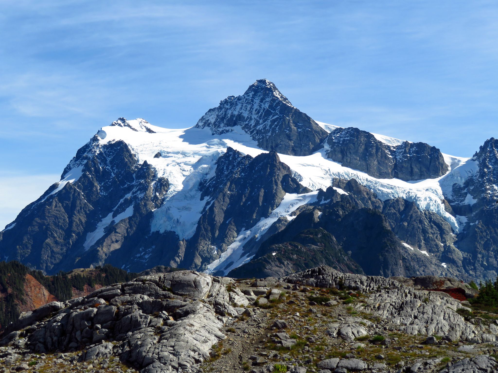 2048x1536 Snow Mountain Landscape Royalty Free Photo