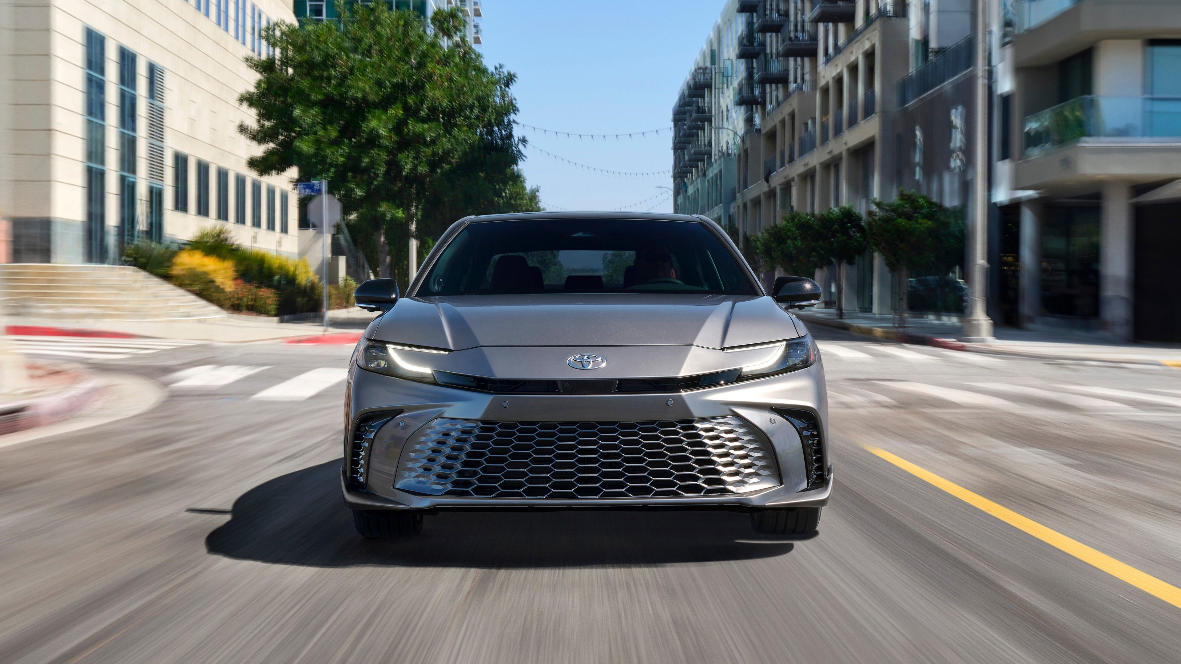 3840x2160 Toyota Camry XSE HEV AWD 2025 Wallpaper Car Wallpaper
