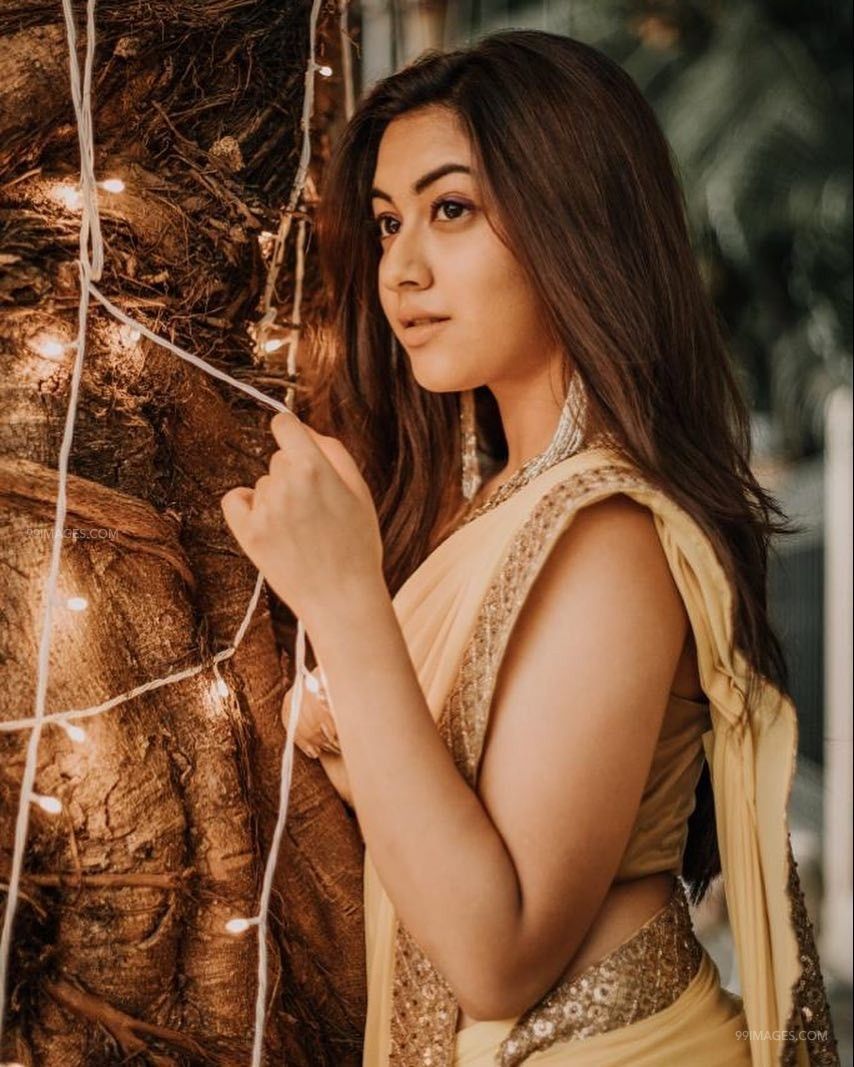854x1067 Reem Shaikh Phone Wallpaper
